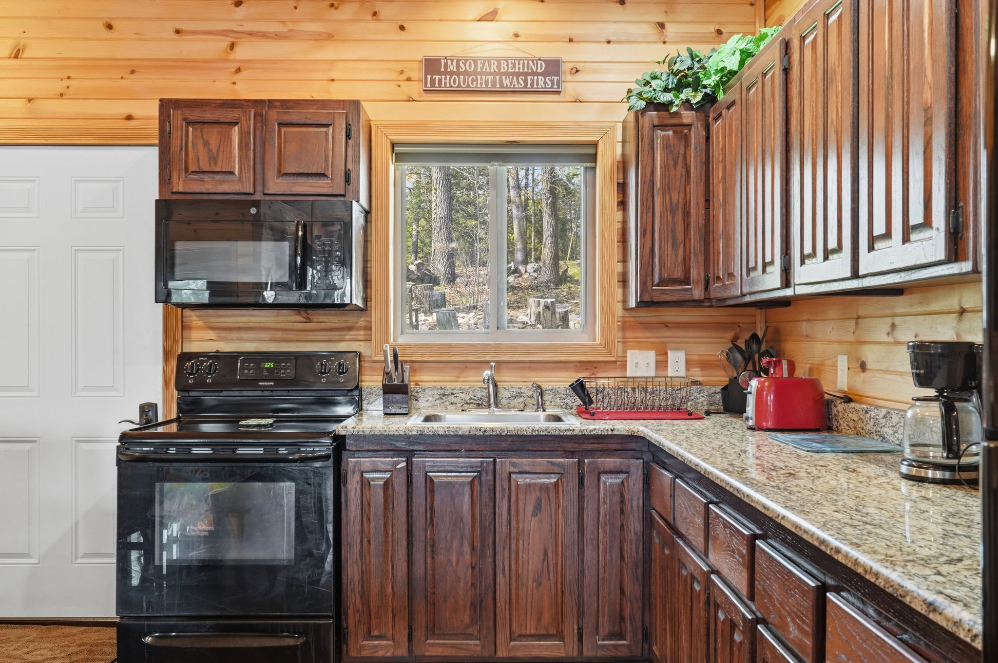 Lakefront Hideaway | Relax & Unwind
