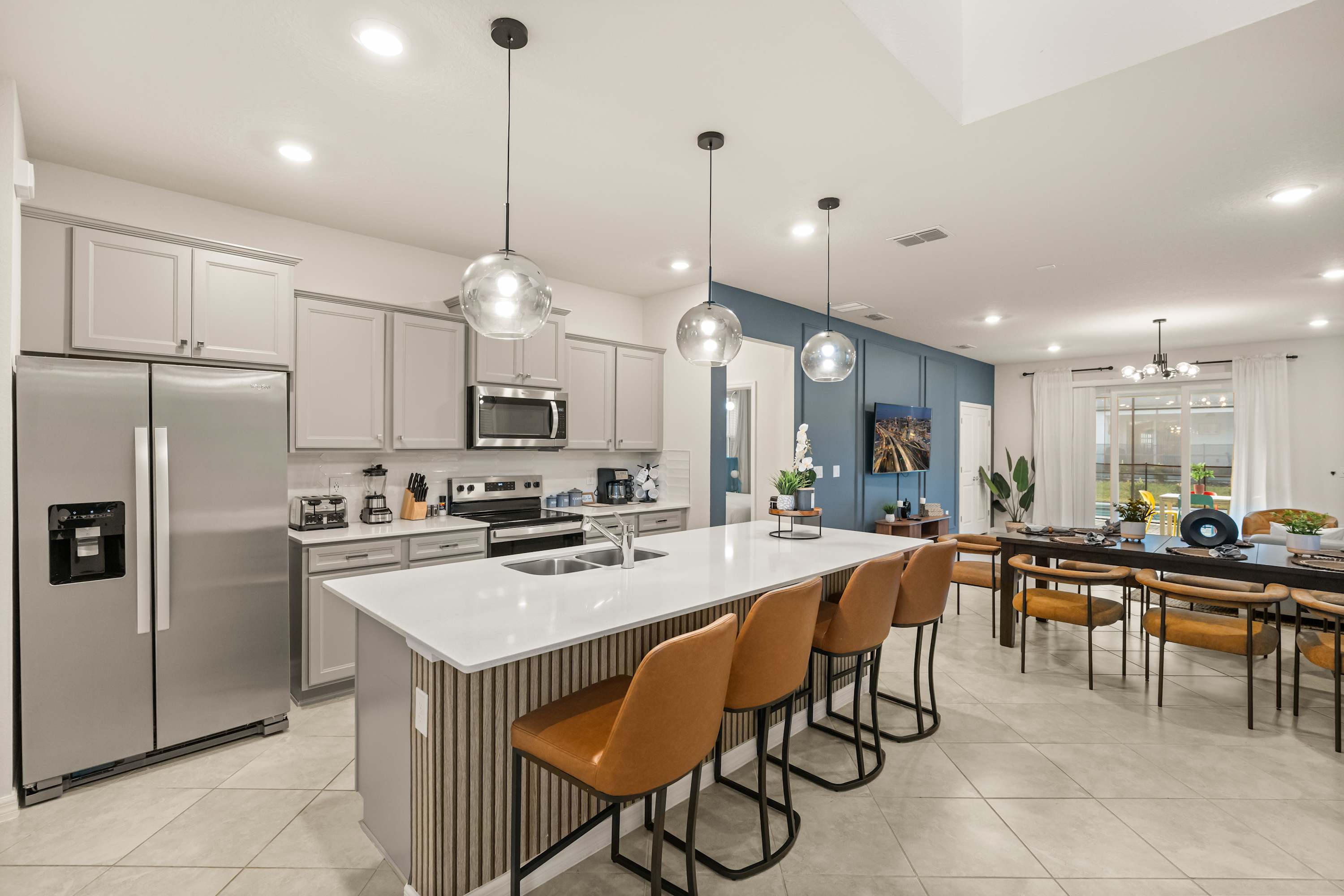 Spacious Clermont Villa, Sleeps 16, Pool & More
