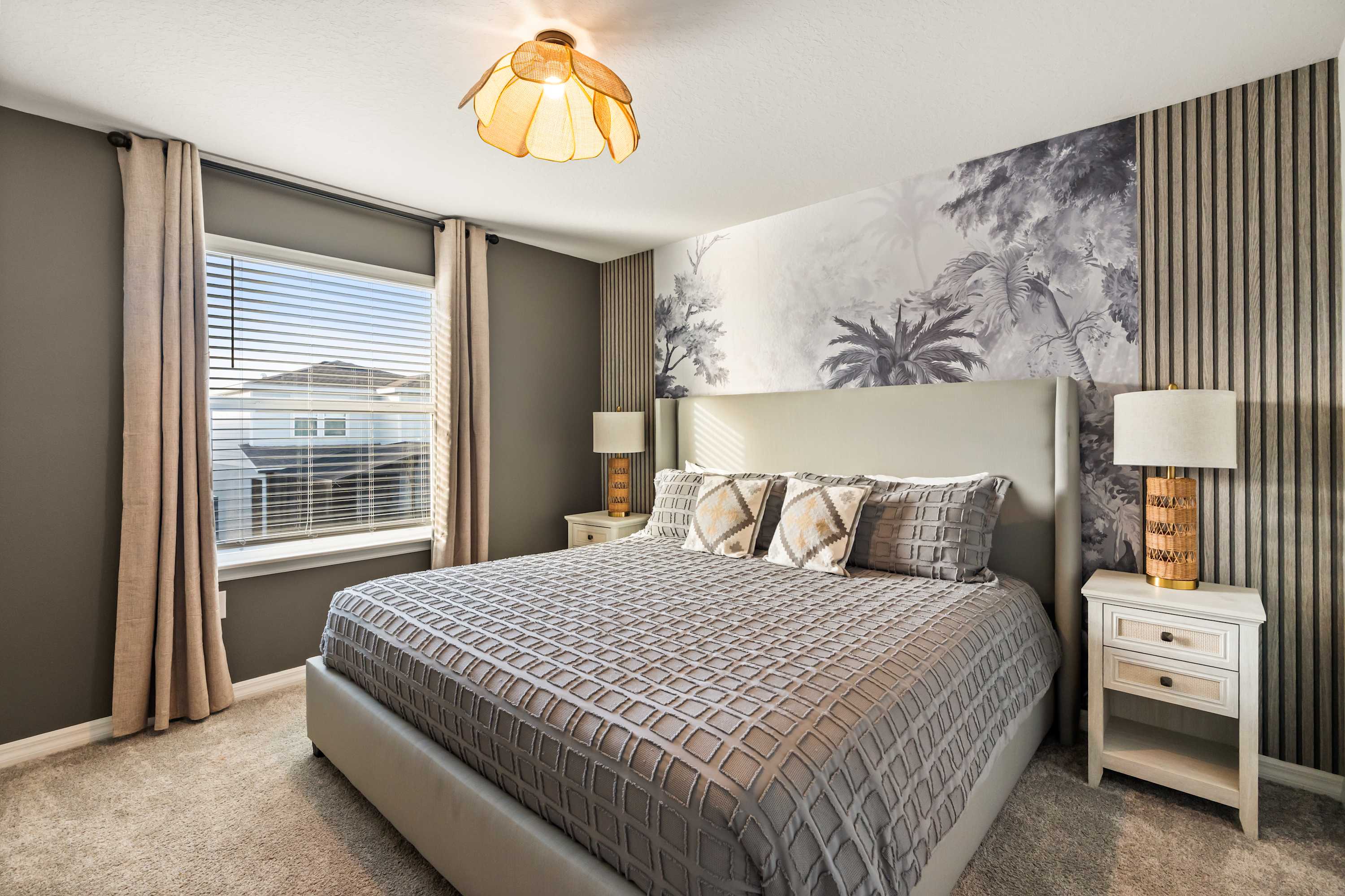 Spacious Clermont Villa, Sleeps 16, Pool & More