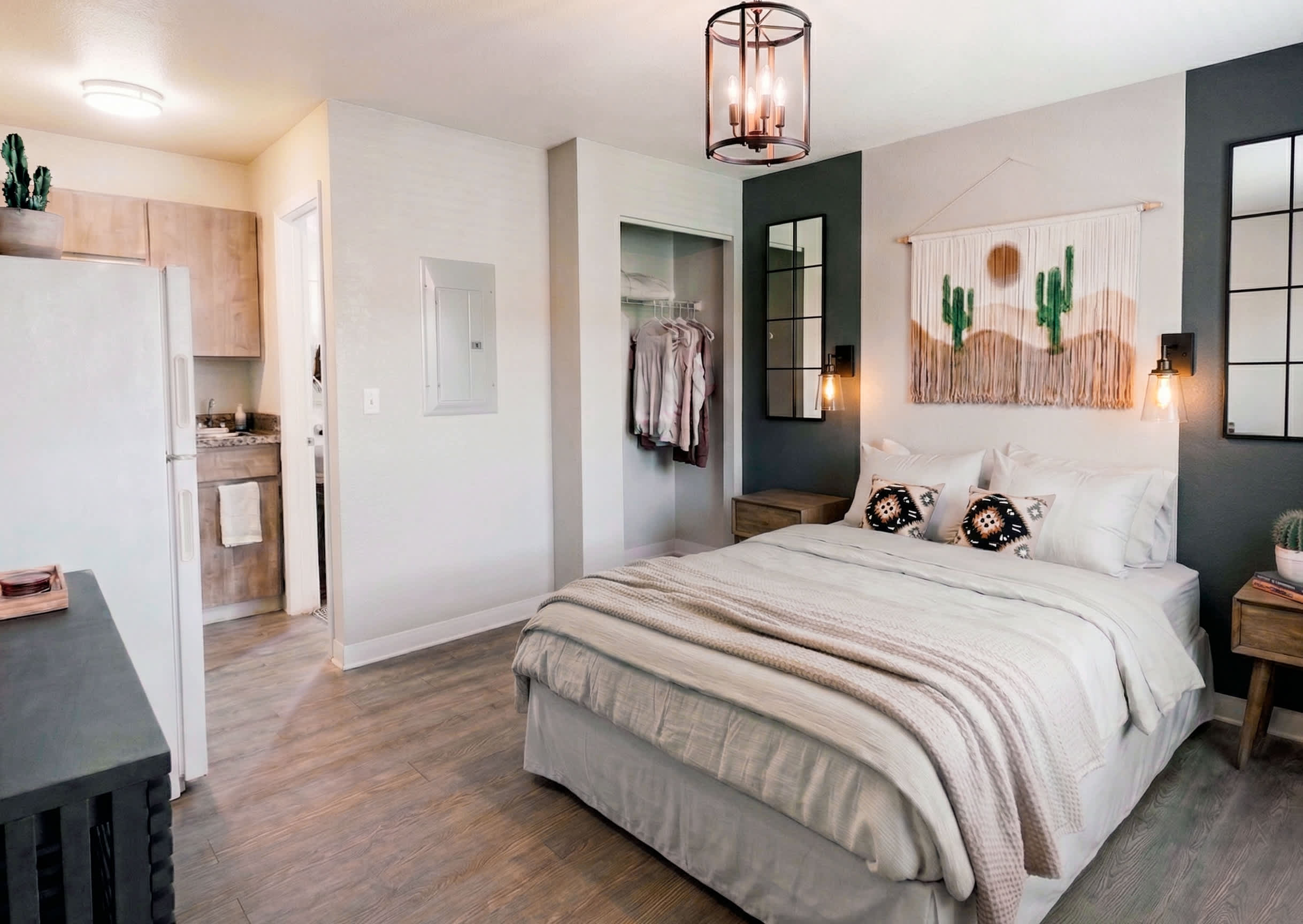 Tolleson Studio Home with Pool Access