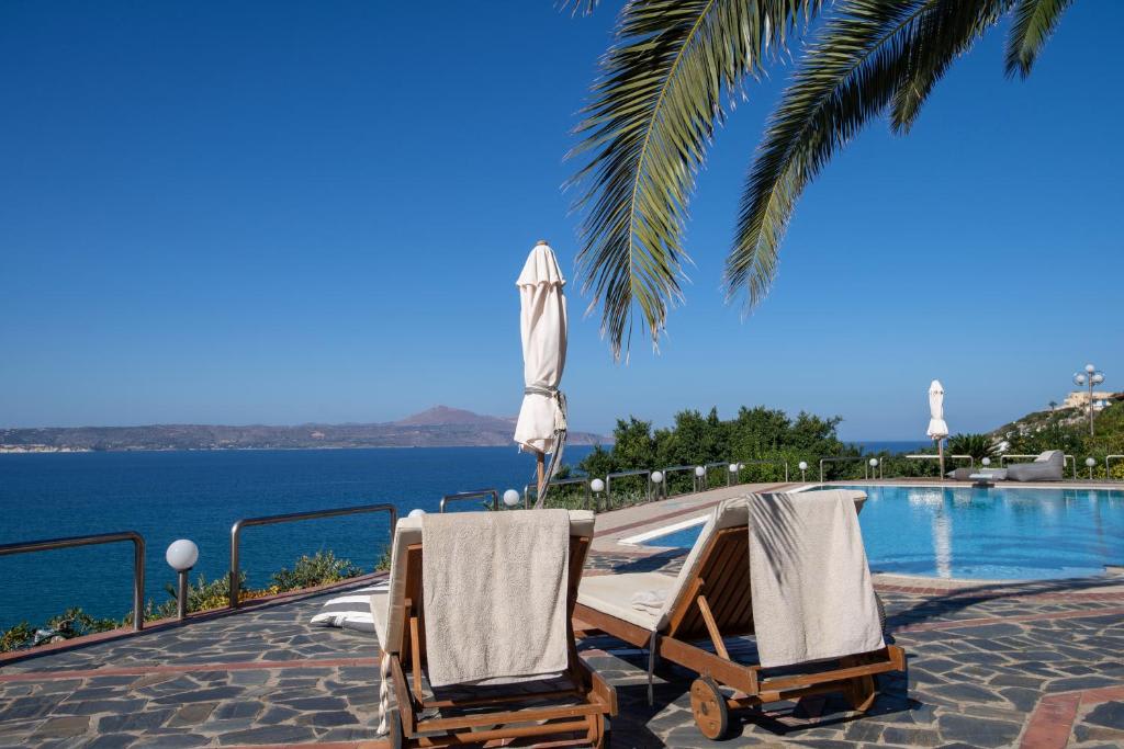 Crete Thea Beachfront Escape With Pool & SeaViews — Almirida, Chania Crete — vacation rental