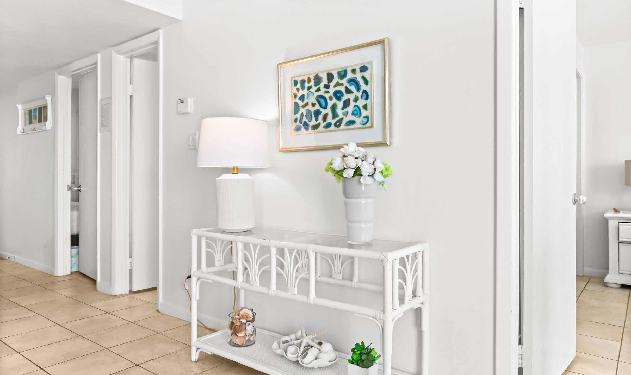 One Seagrove Place 0701 8