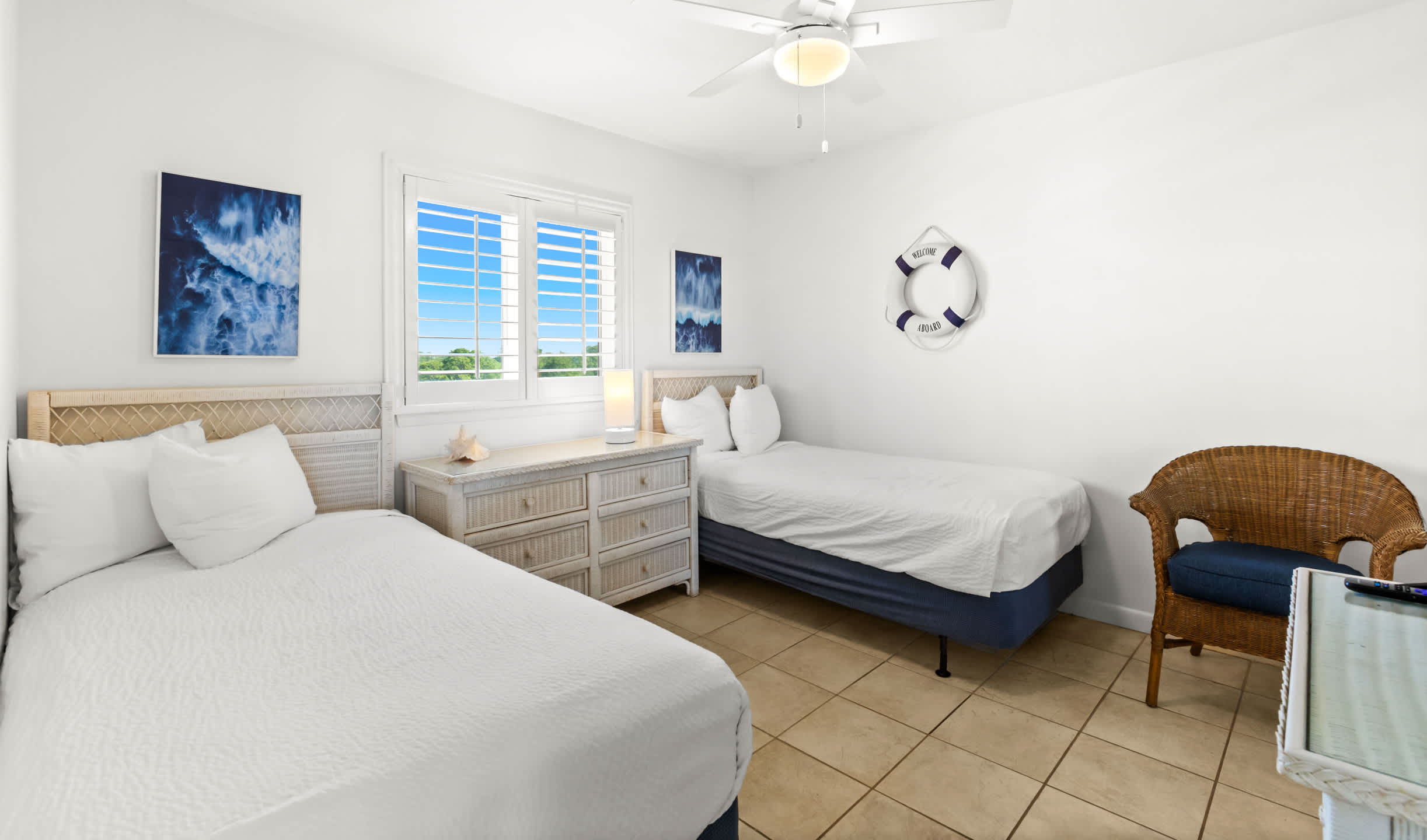 One Seagrove Place 0701 16