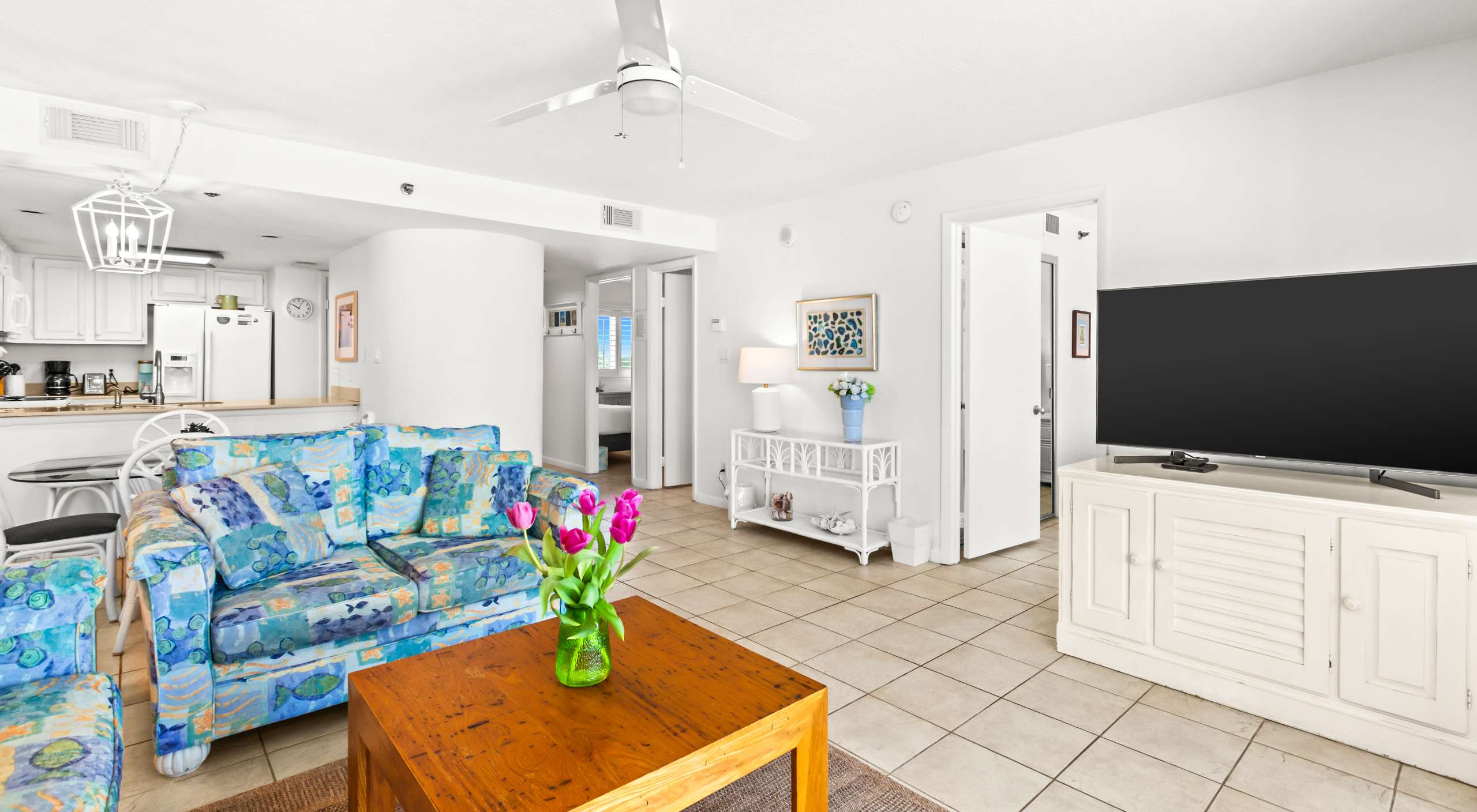 One Seagrove Place 0701 5