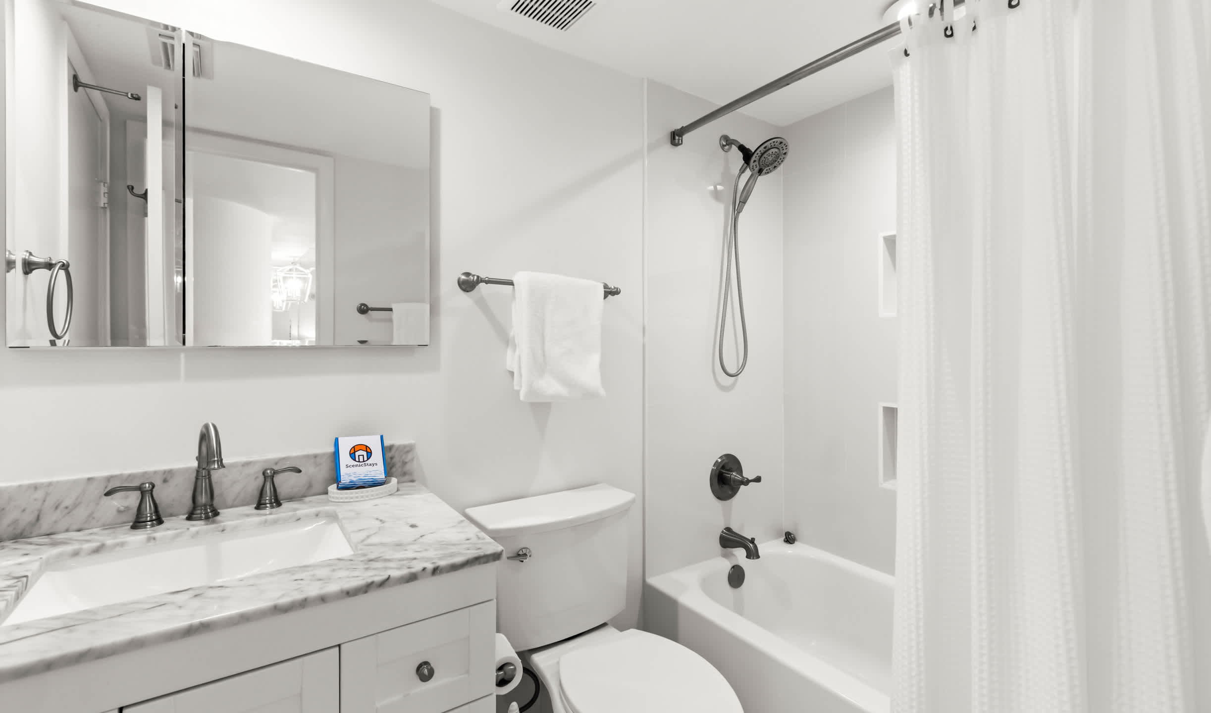 One Seagrove Place 0701 18