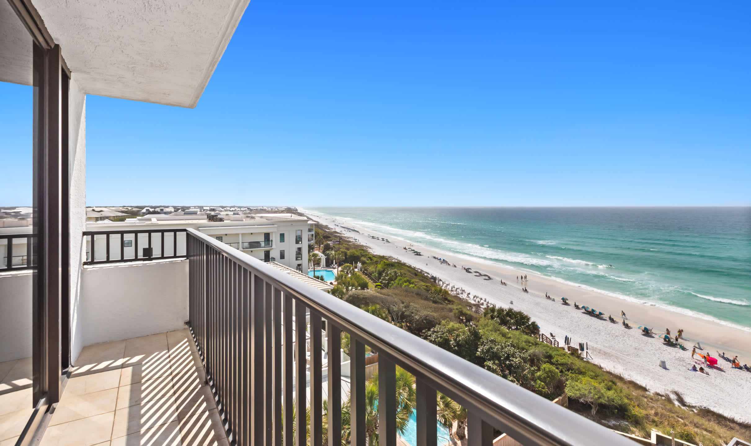 One Seagrove Place 0701 25