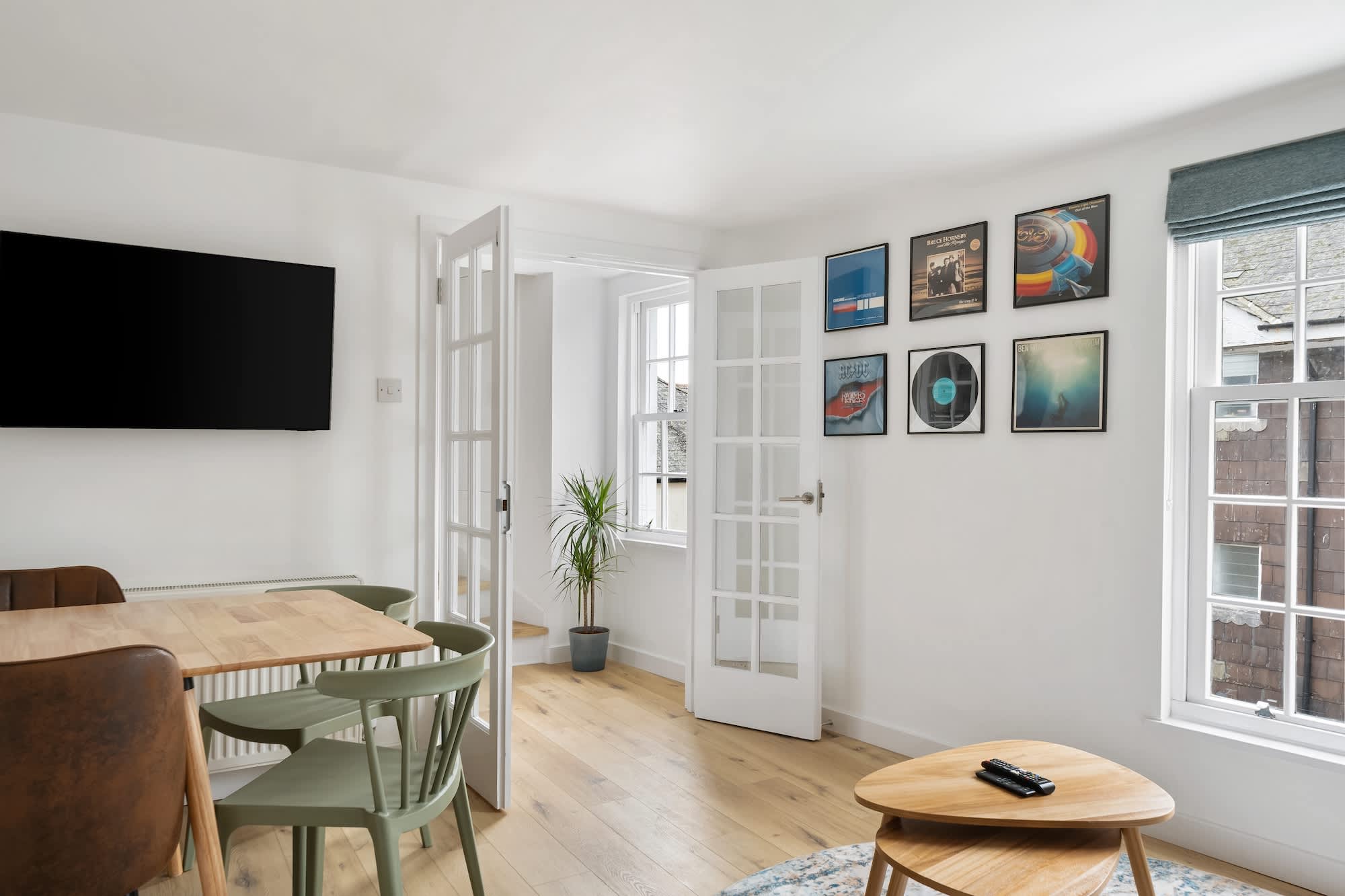 Modern Mews House in Central Totnes