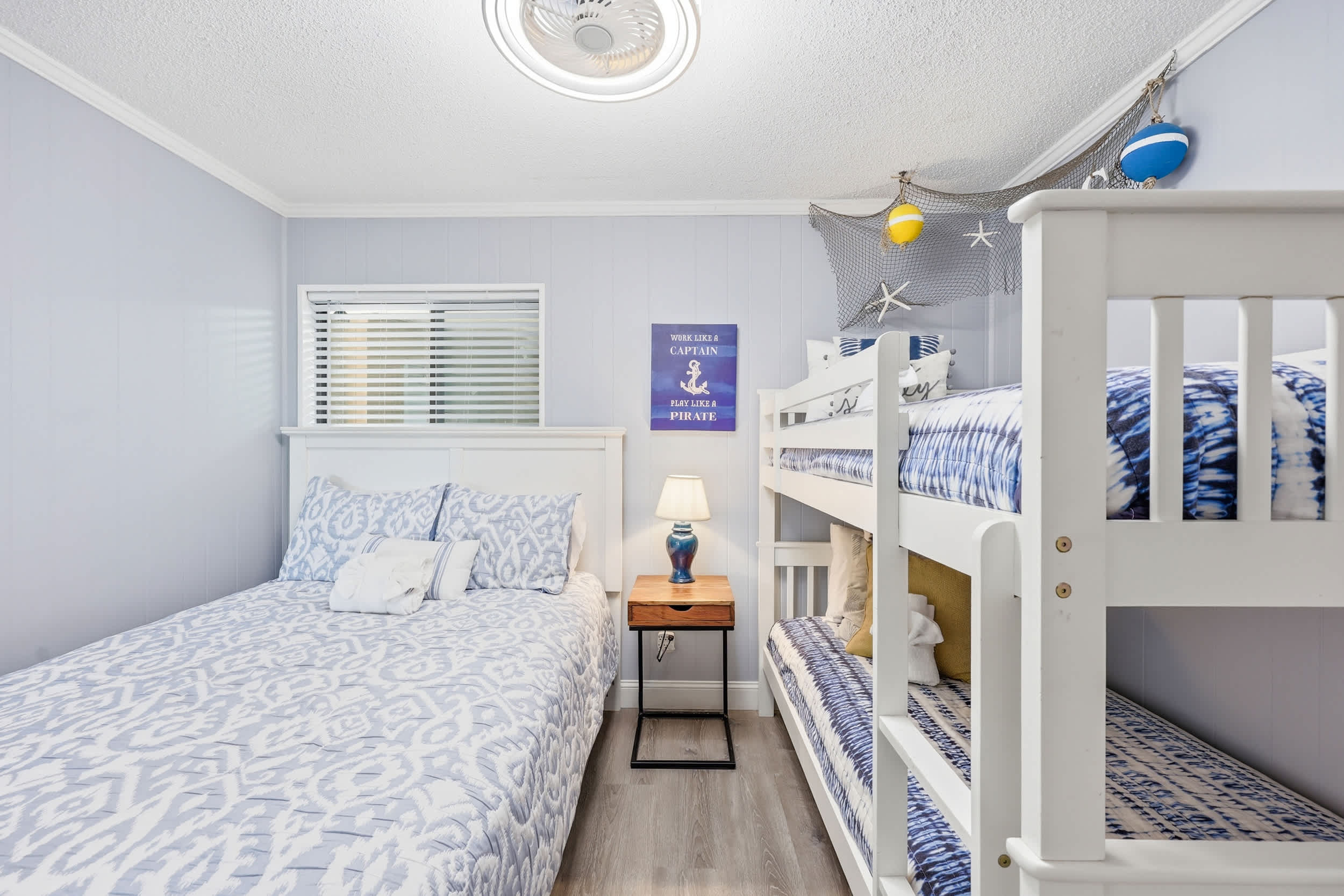 Golden Mile Oceanview Retreat