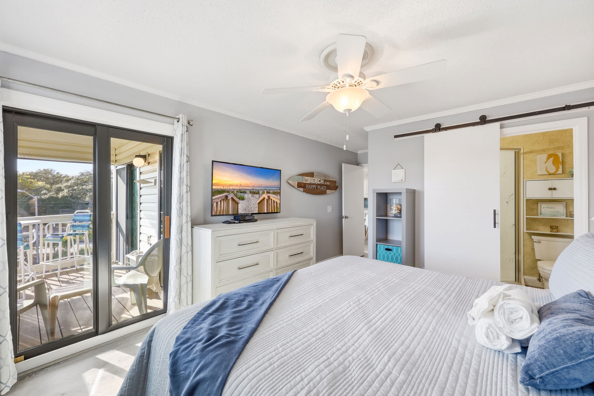 Golden Mile Oceanview Retreat