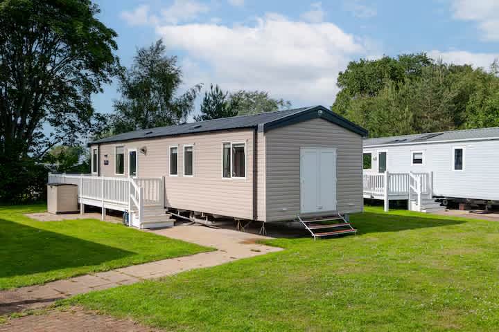 Luxury Beachside Stay Near Edinburgh with FREE Parking & Wi-Fi in Links Road EH32 - Property image 5 - VivreStays