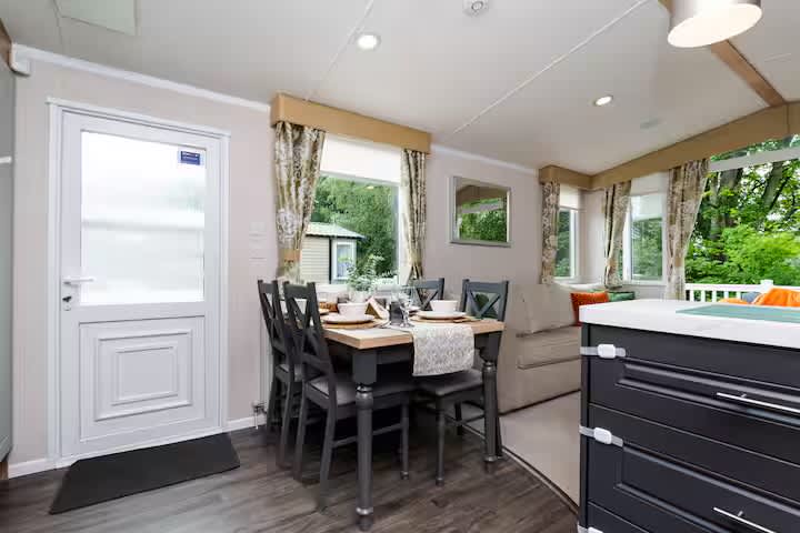 Luxury Beachside Stay Near Edinburgh with FREE Parking & Wi-Fi in Links Road EH32 - Property image 25 - VivreStays