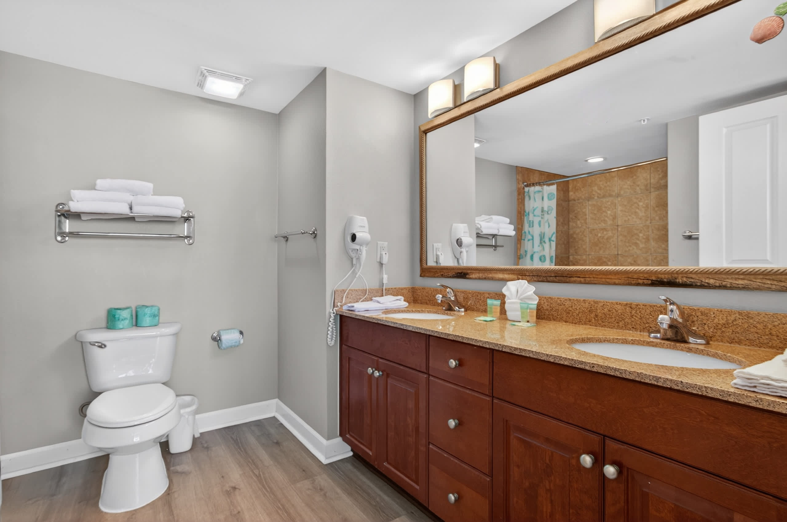 2BR Beachfront Condo with Dunes Village Best Views | Photo 7