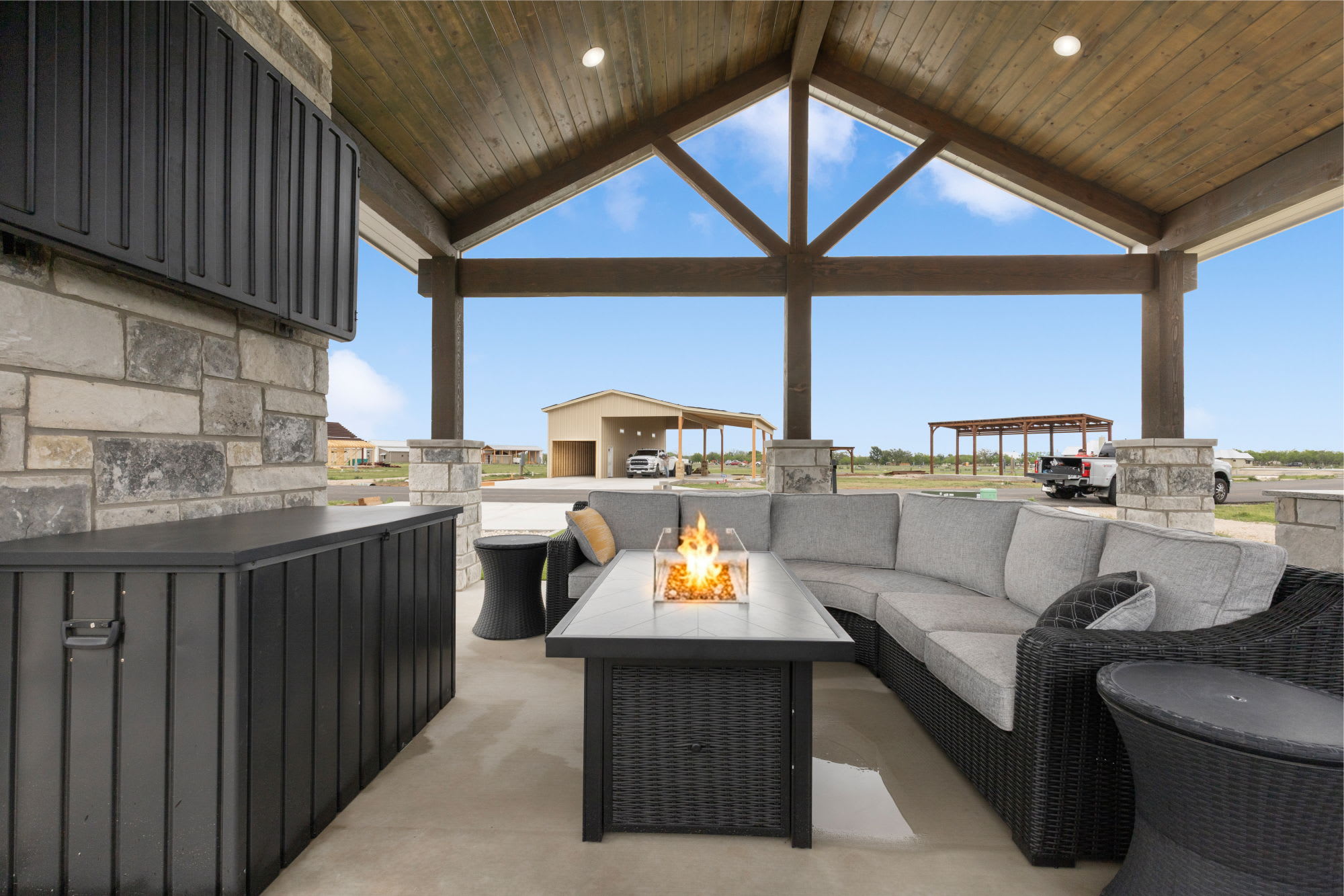 The Ravish Pad - Lot 209 | Photo 4