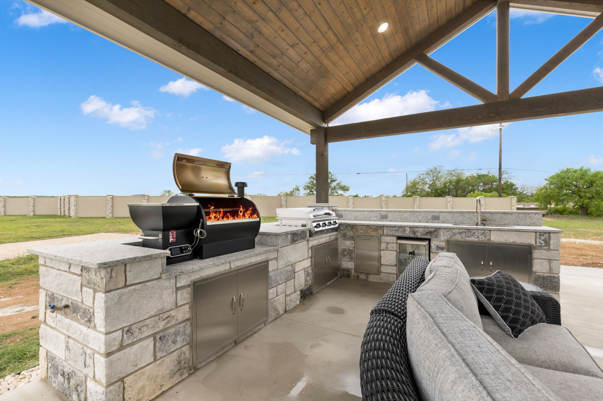 The Ravish Pad - Lot 209 | Photo 6