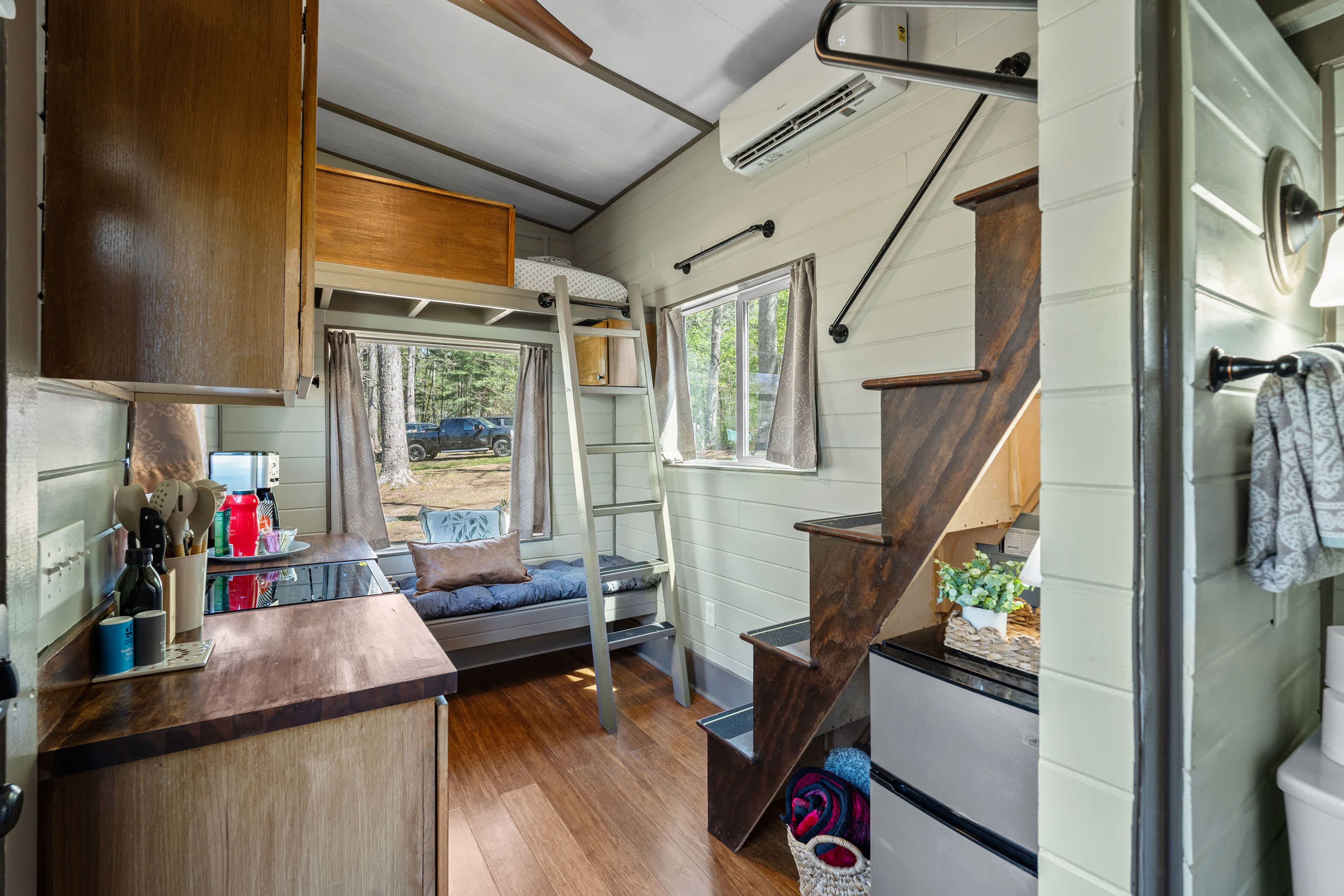 NEW 2 bed tiny home on the farm