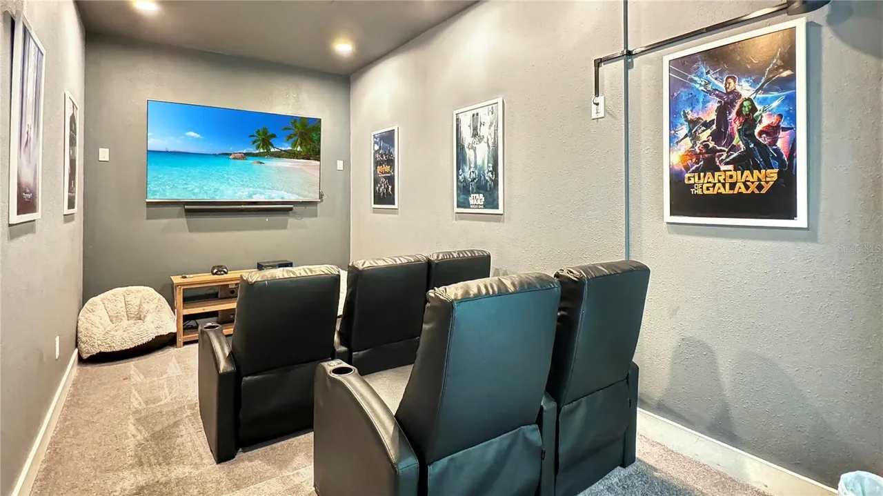 Villa with heated pool & theater, Reunion Resort