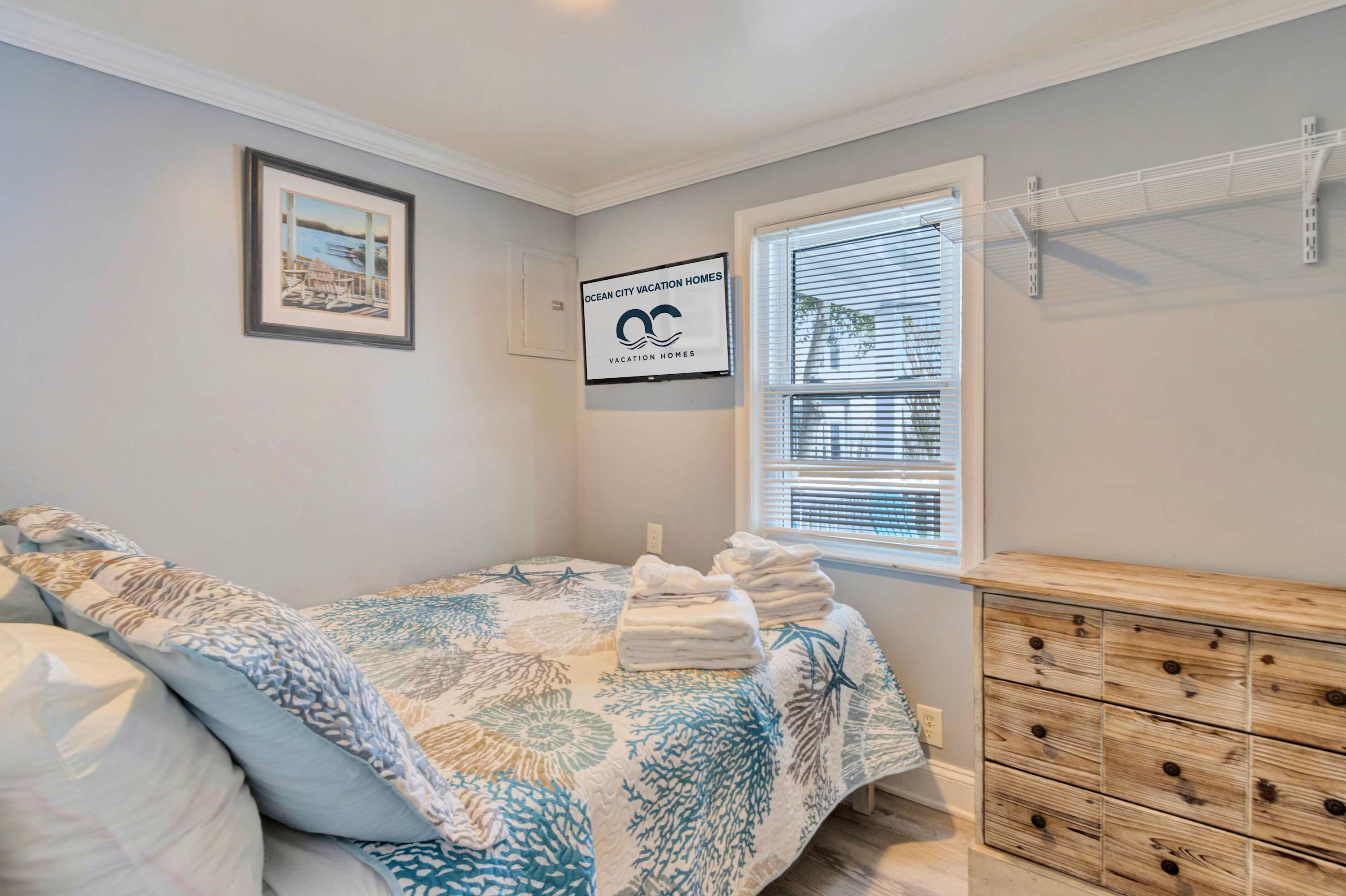 Parrot Bay 34