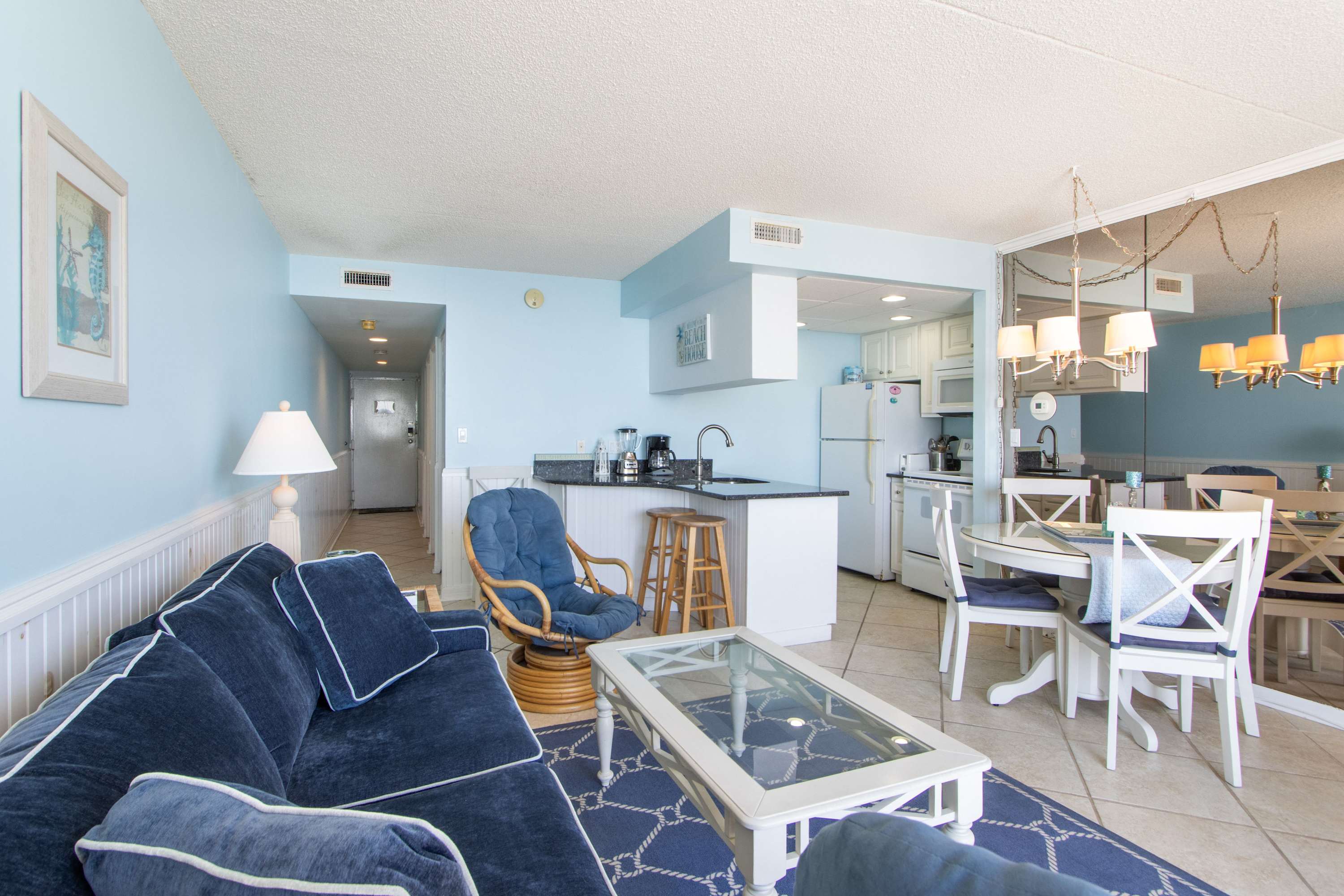 Golden Sands 1106: Gorgeous Oceanfront 1 BDRM condo, fully renovated and professionally decorated. All the comforts of home