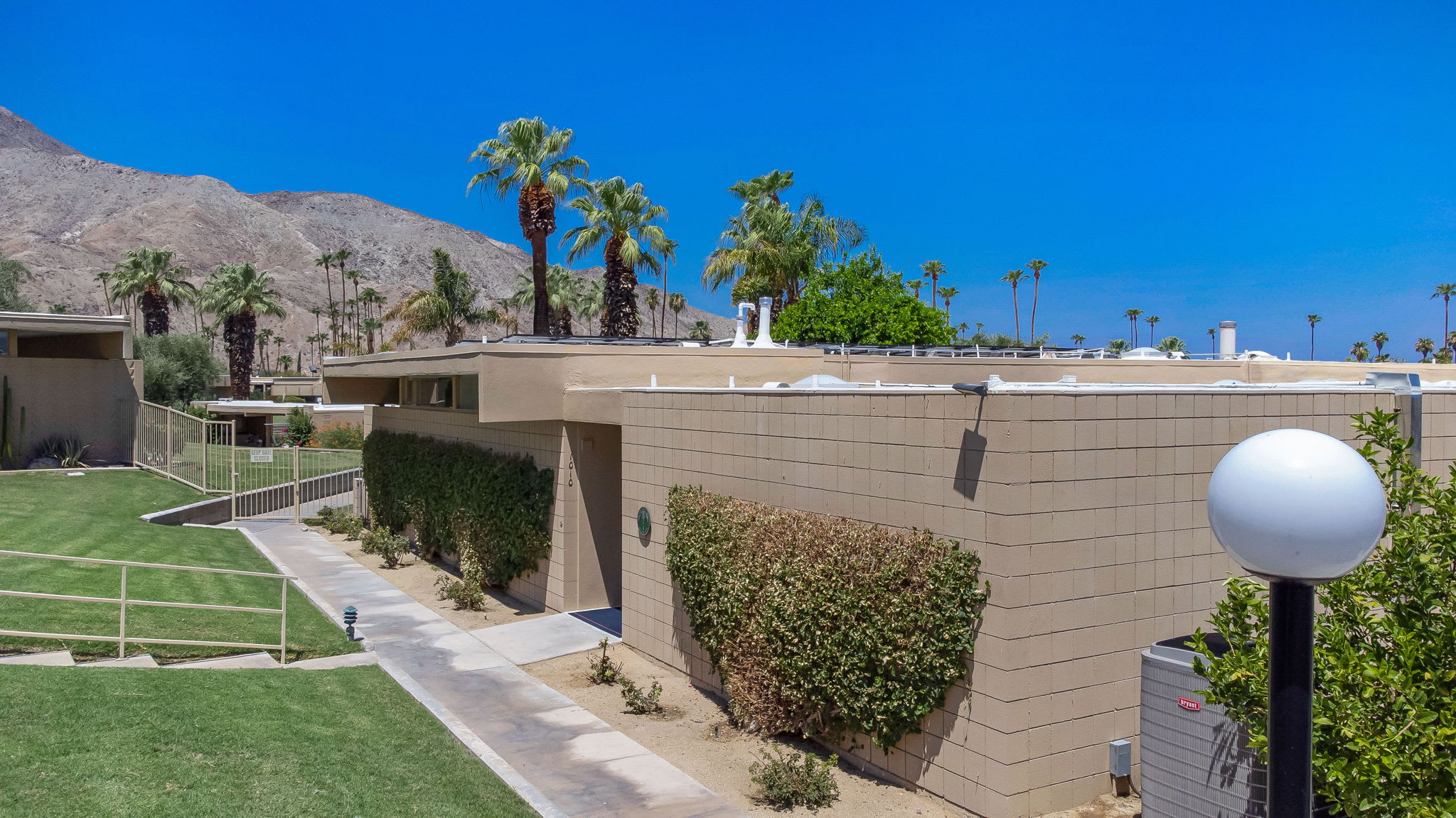Sandpiper Empress | Palm Desert, California | Photo 33