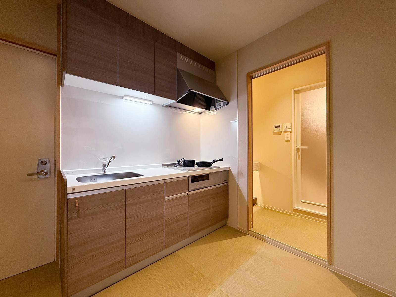 Heart of City 2BR Japanese Style Next to Hondori