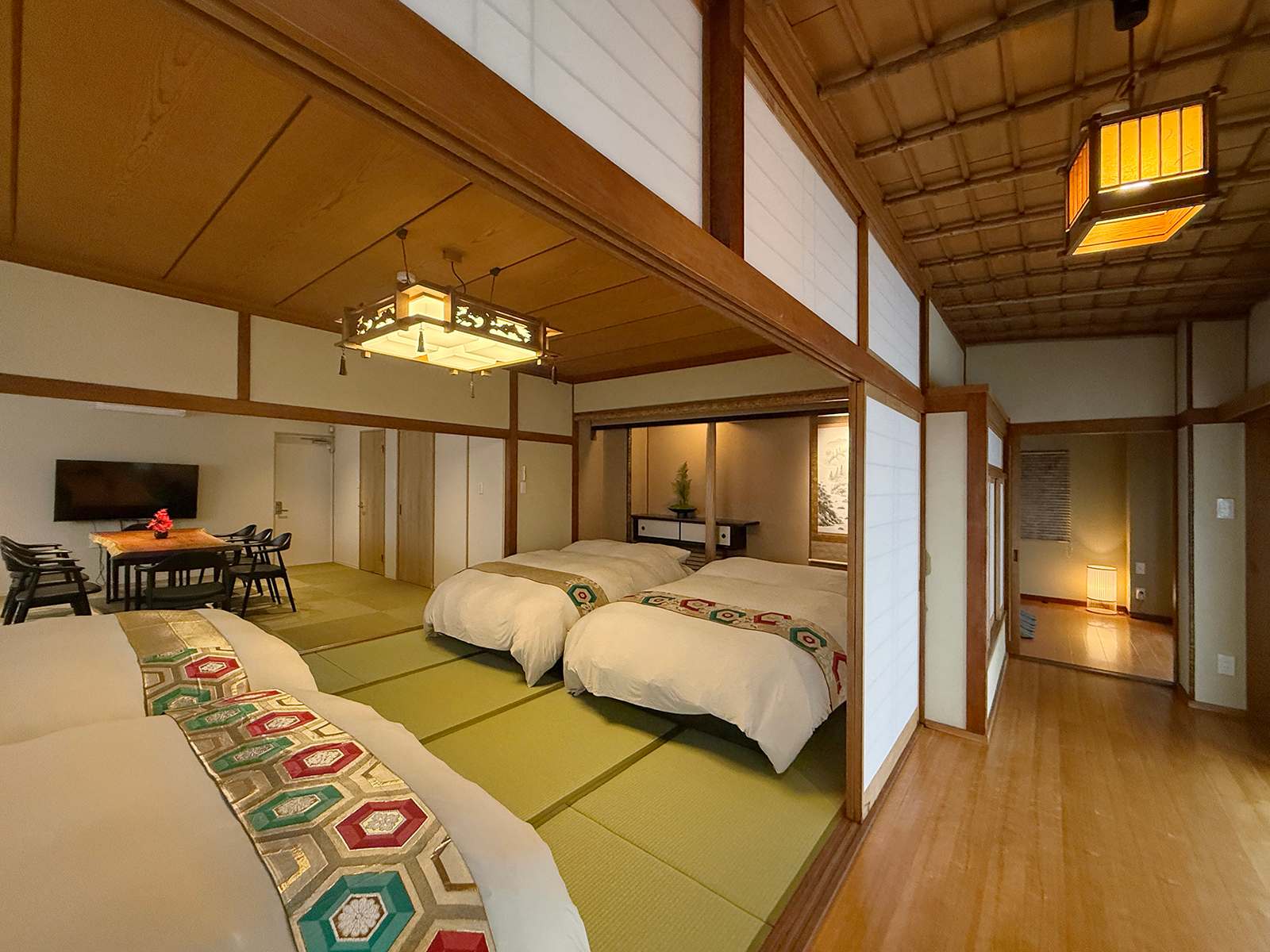 Modern 1BR with Tatami Next to Hondori City Center