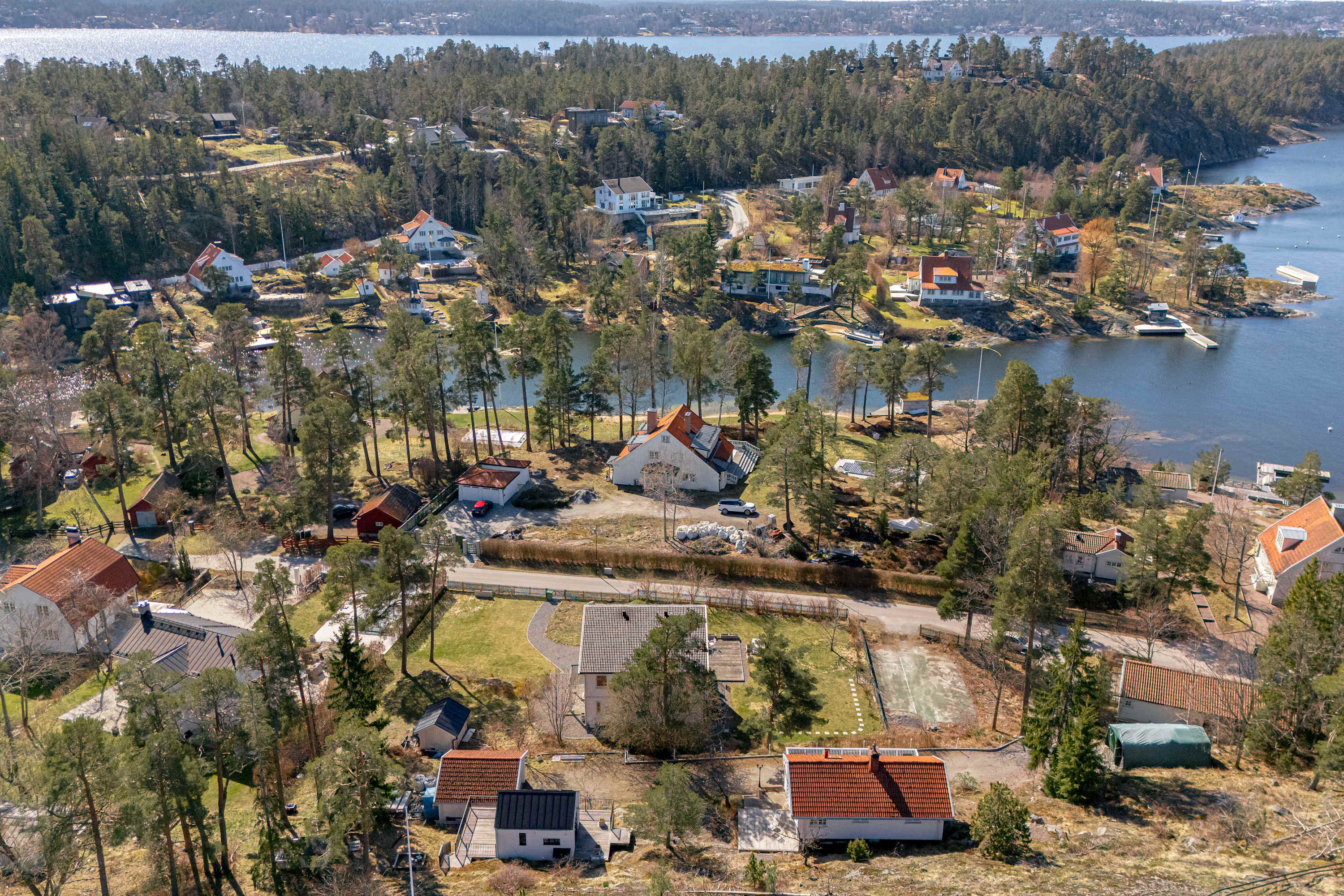 Lakefront Villa in Saltsjöbaden near Stockholm