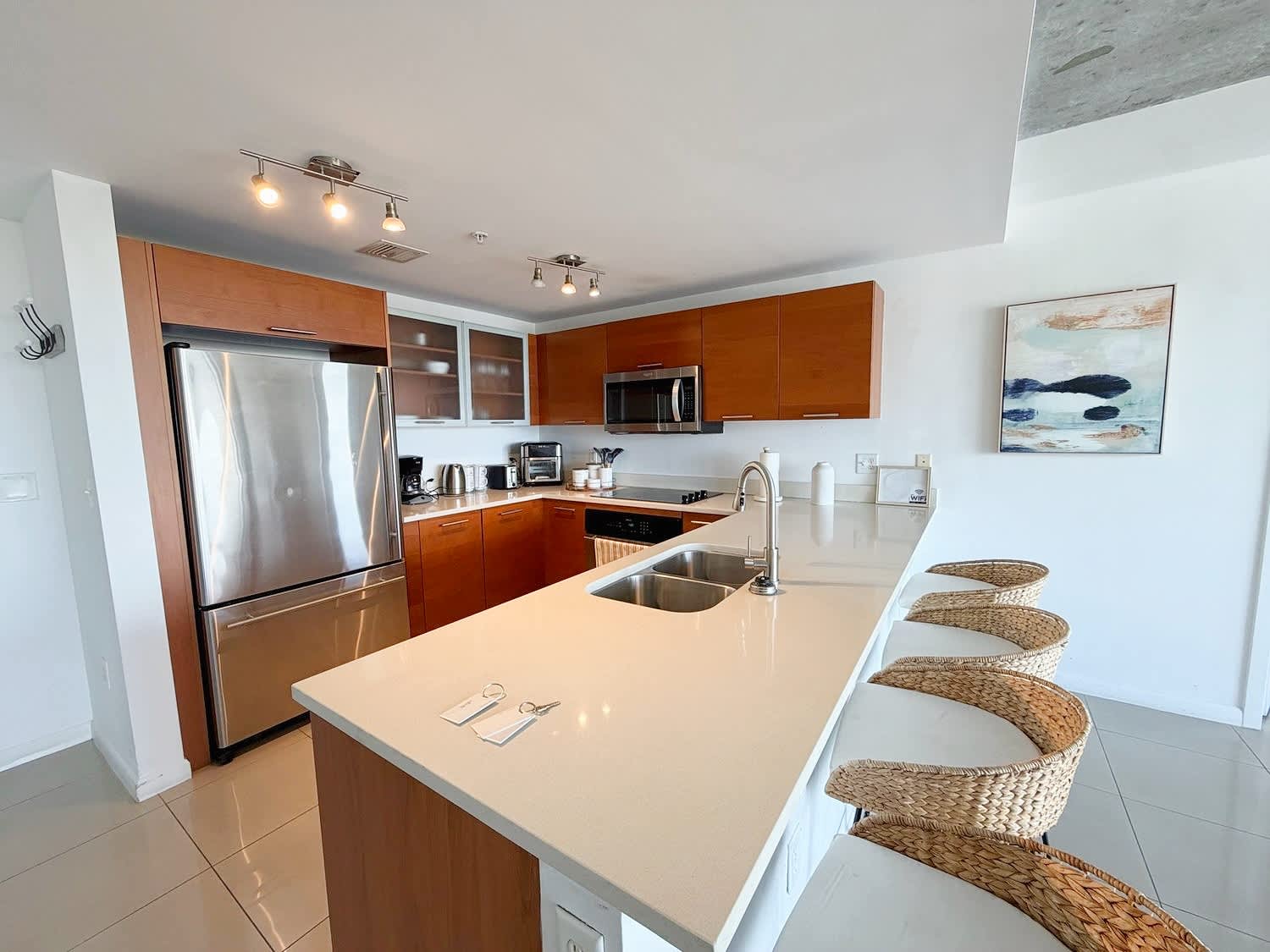 Free Parking! Condo in Midtown Miami