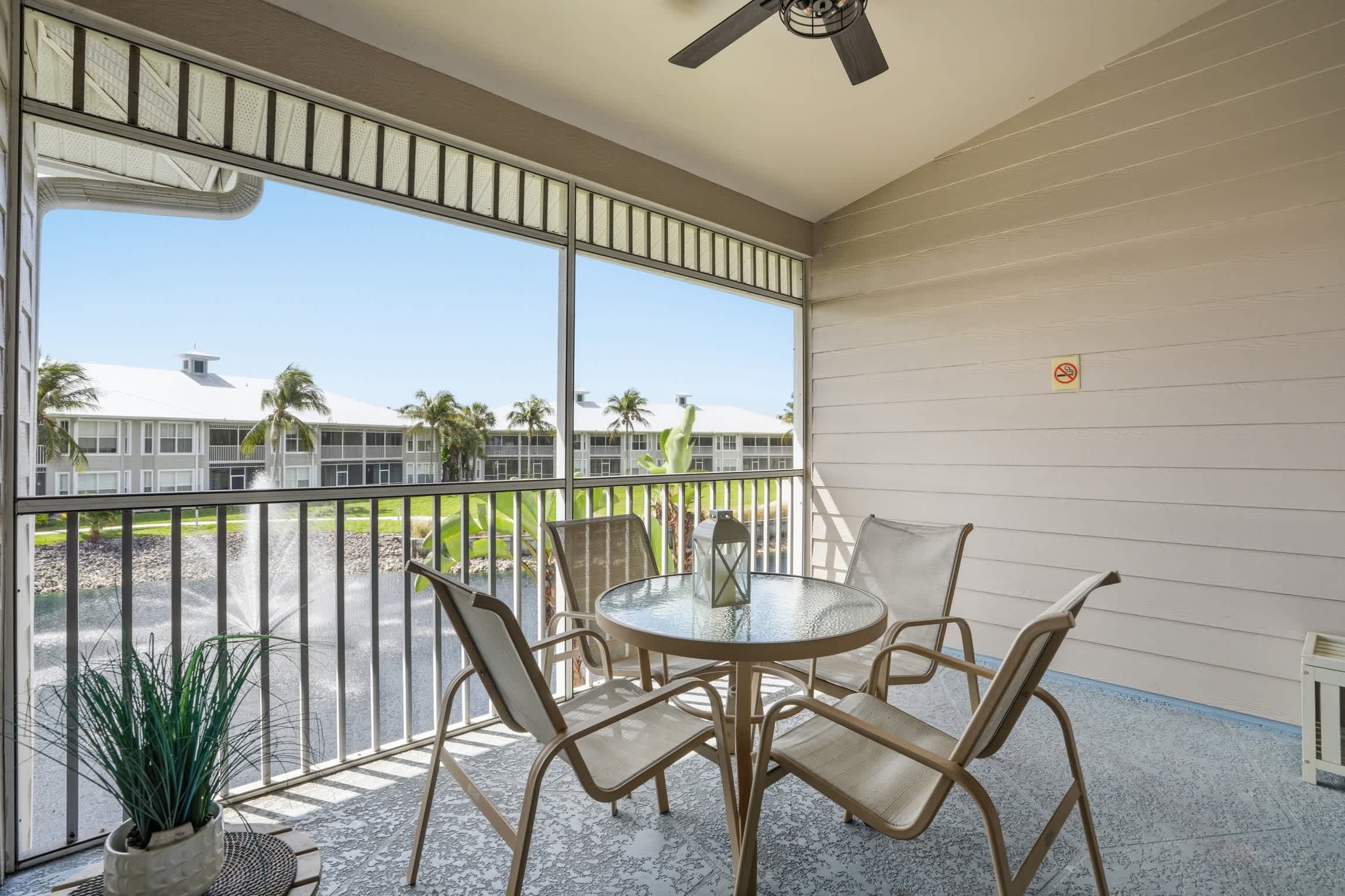 123 Lake View Tall Ceilings W Rare Floor Plan