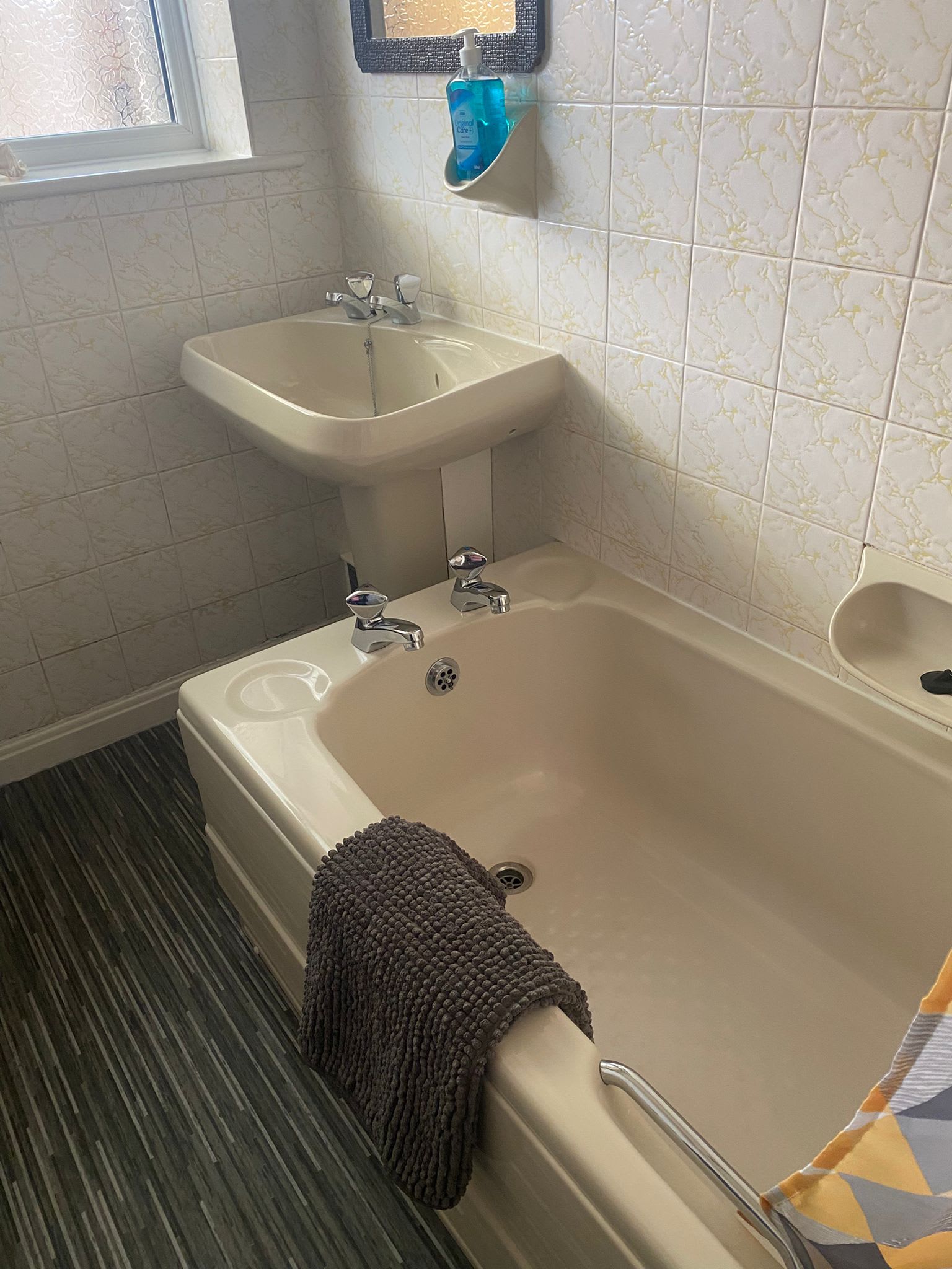 No 48 - 3 Bedroom Heworth in York in Galtres Road 48 YO31 1JR - Property image 3 - VivreStays