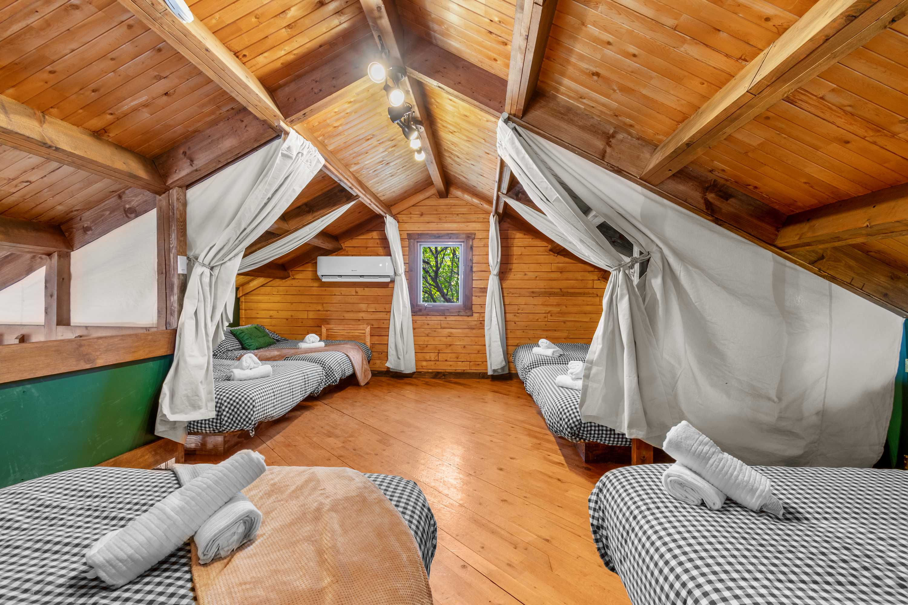 Chalet de Réception Domaine de l'Archipel — Sainte-Anne-de-Sorel, Quebec — vacation rental
