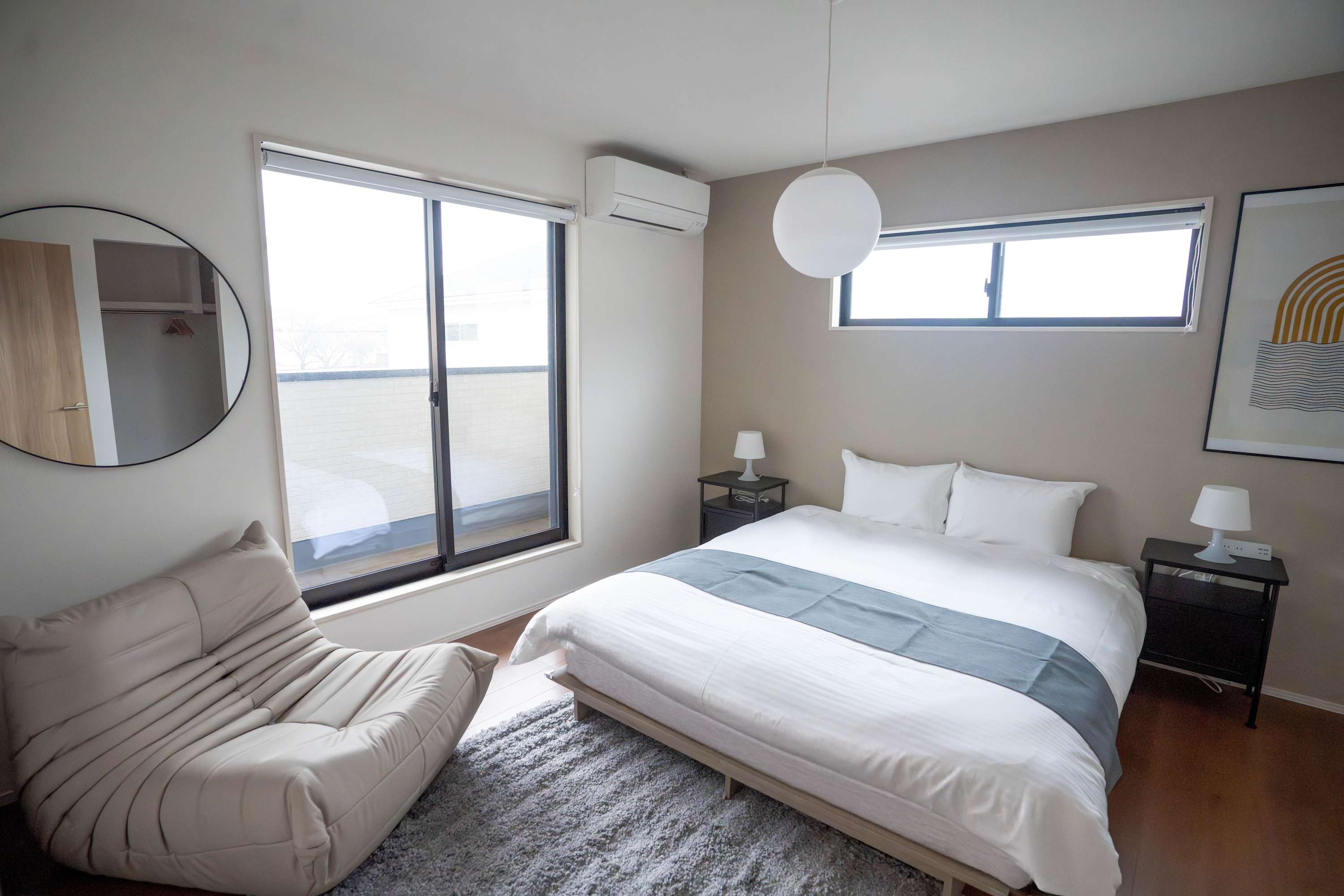 Restavio Ozu 051 Bright 4BR Home in Ozu Sleeps 11