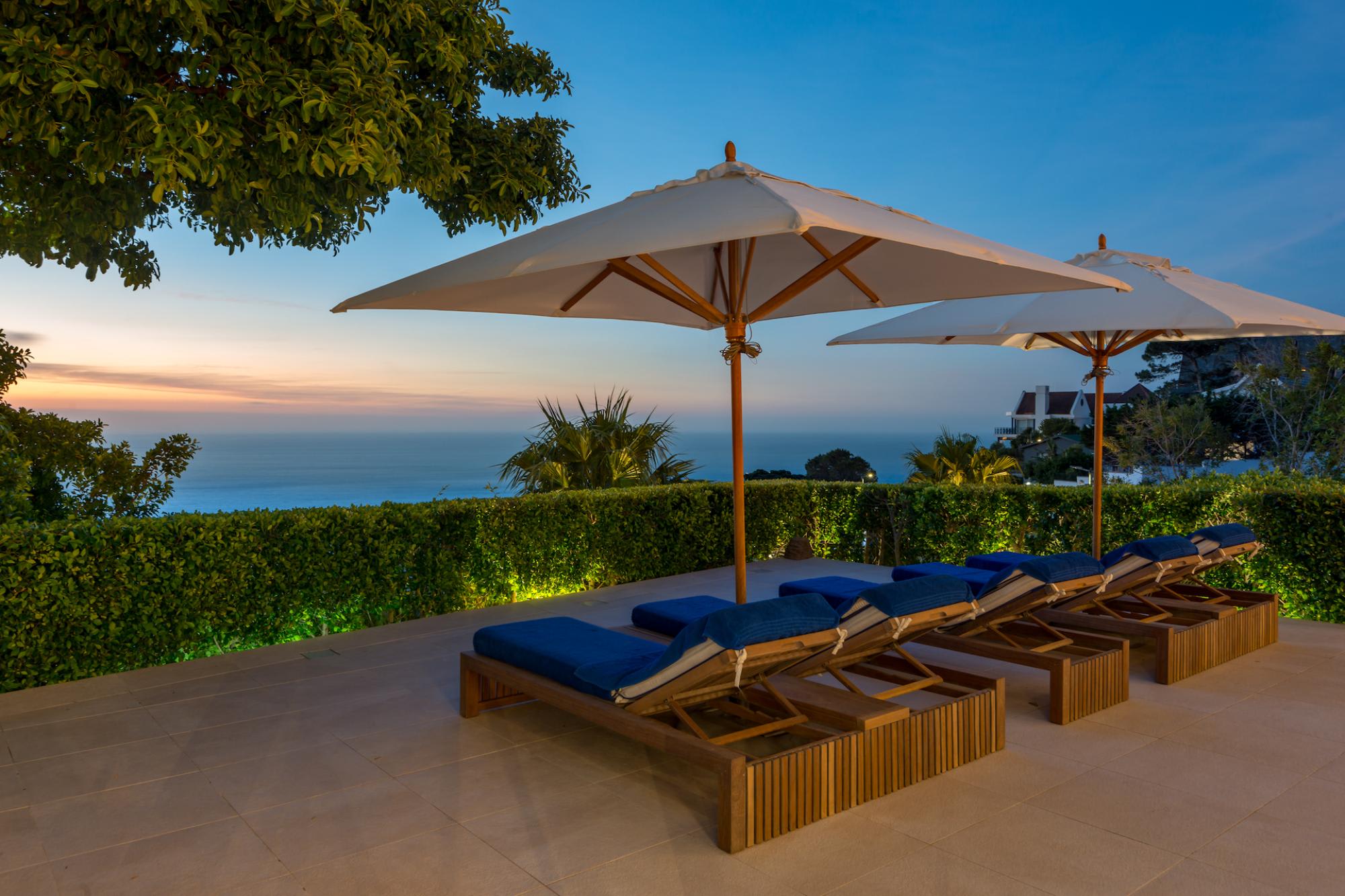 Camps Bay Luxury 5 Star 5 Bed w Gym Villa Majestic 5