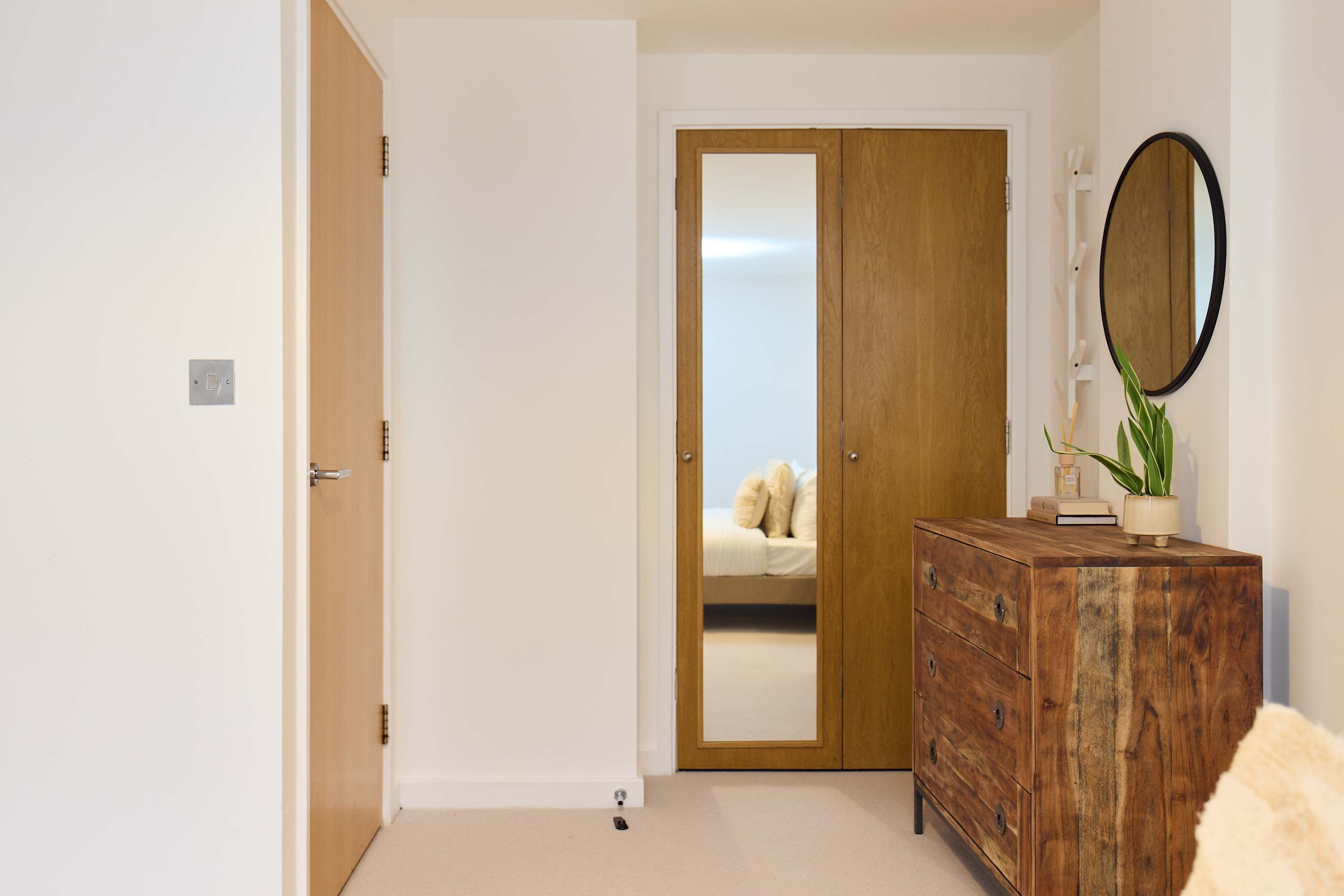 View The Fifth Above Hackney in Chatham Place 33-43 E9 6FB The Fifth Above Hackney in Chatham Place 33-43 E9 6FB - Property image 14 - VivreStays