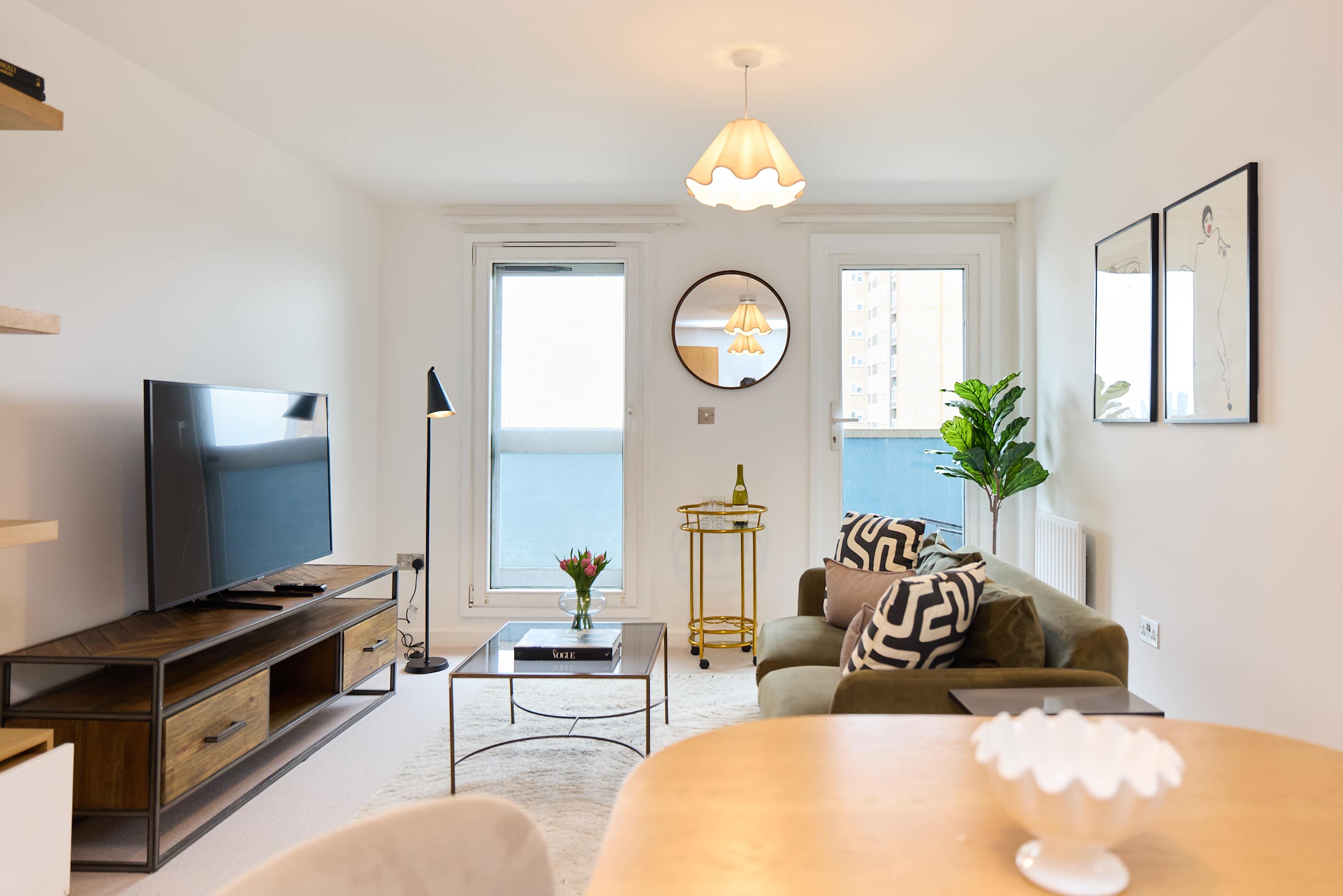 The Fifth Above Hackney serviced apartment - London - VivreStays
