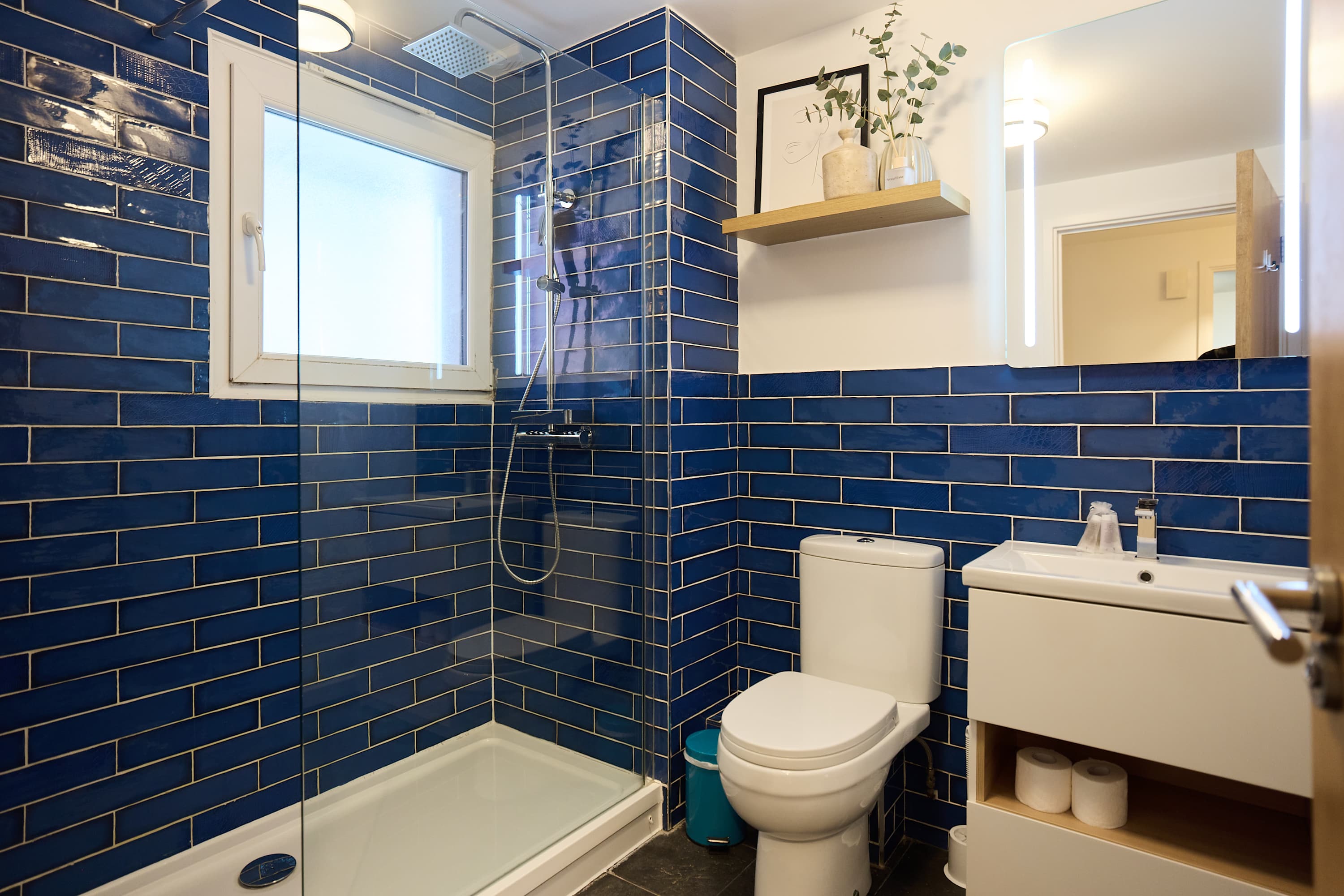 View The Fifth Above Hackney in Chatham Place 33-43 E9 6FB The Fifth Above Hackney in Chatham Place 33-43 E9 6FB - Property image 16 - VivreStays