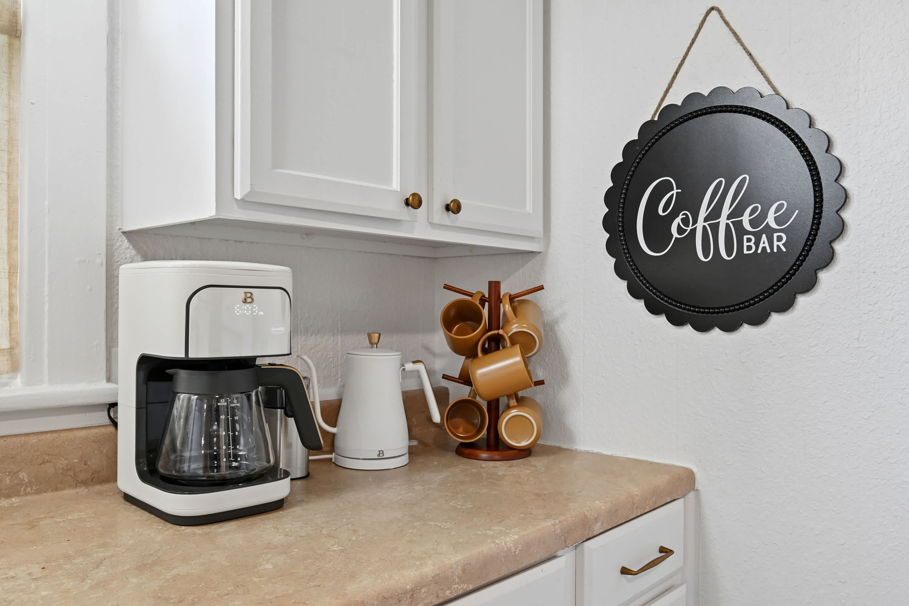 Kitchen/ Coffee