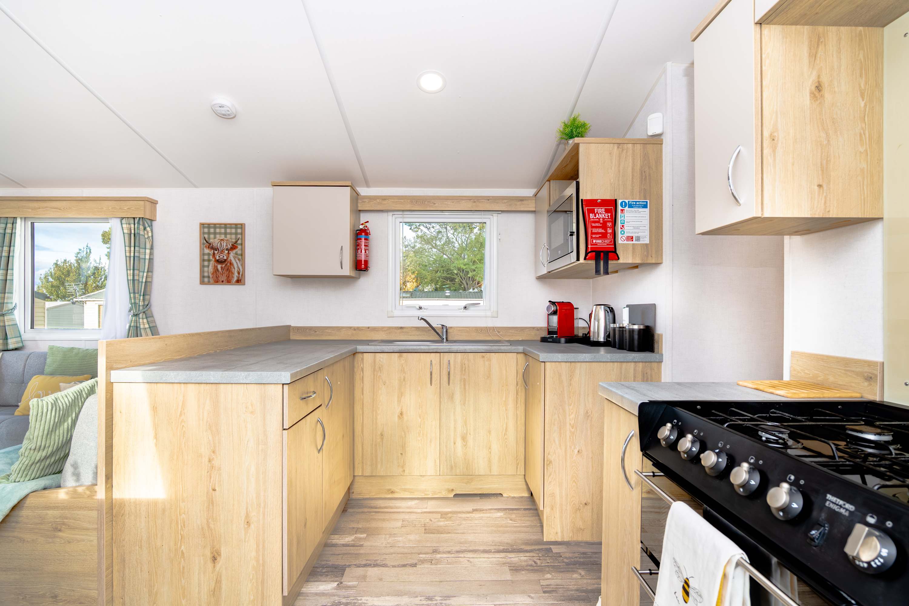 View Seton Sands 3BR Premium Caravan - Near Edinburgh in Links Road EH32 Seton Sands 3BR Premium Caravan - Near Edinburgh in Links Road EH32 - Property image 5 - VivreStays
