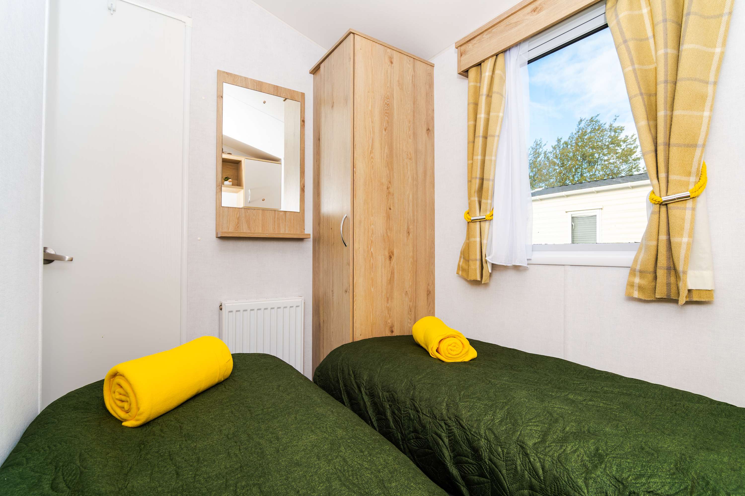 View Seton Sands 3BR Premium Caravan - Near Edinburgh in Links Road EH32 Seton Sands 3BR Premium Caravan - Near Edinburgh in Links Road EH32 - Property image 25 - VivreStays