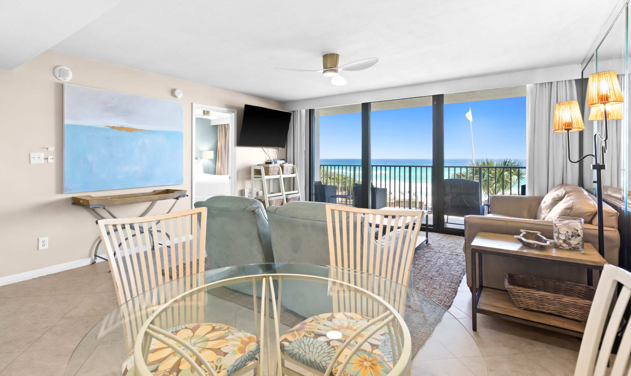 One Seagrove Place 0201 7