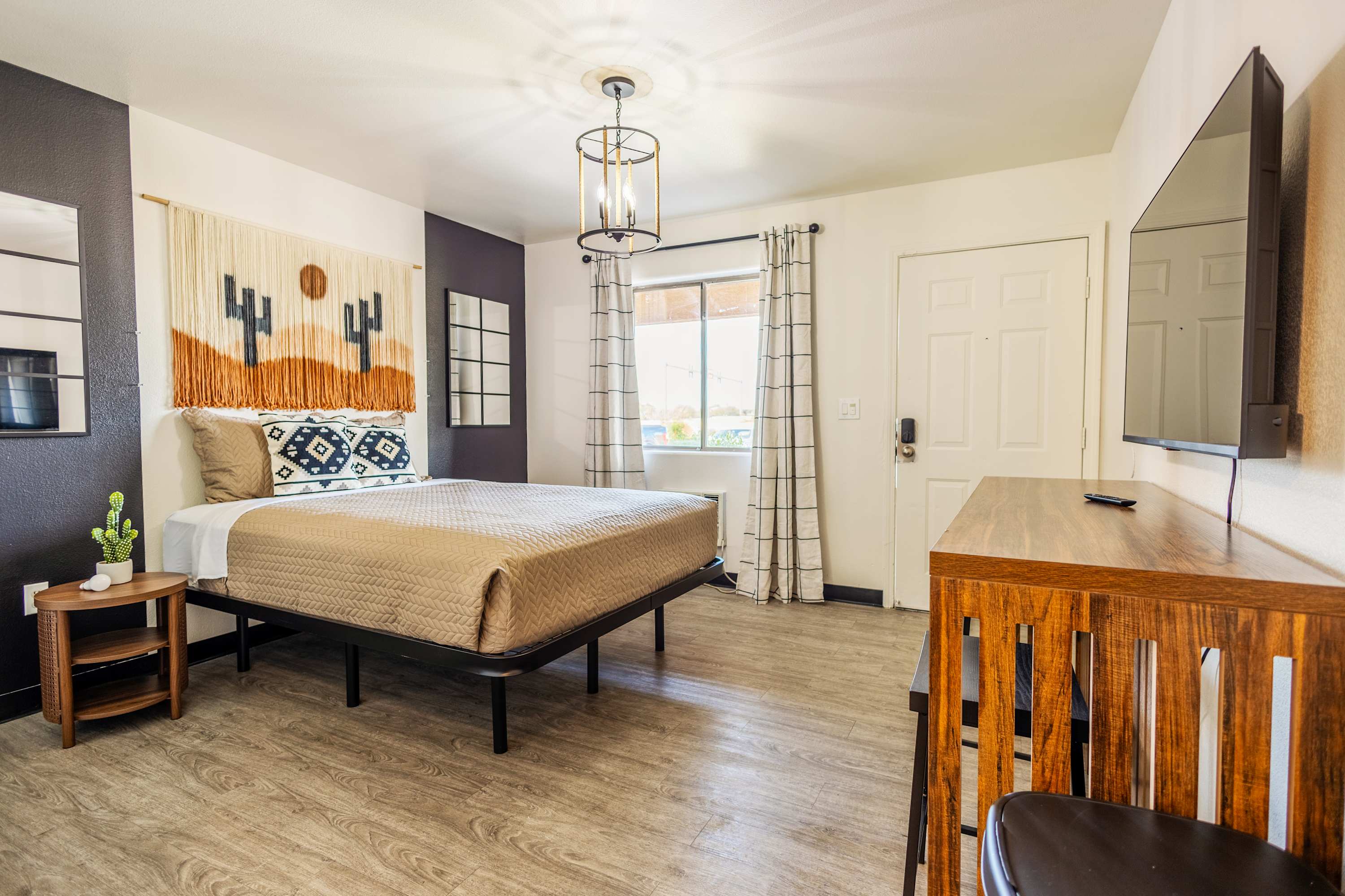 Charming studio with cozy decor and natural light, perfect for a relaxing stay.