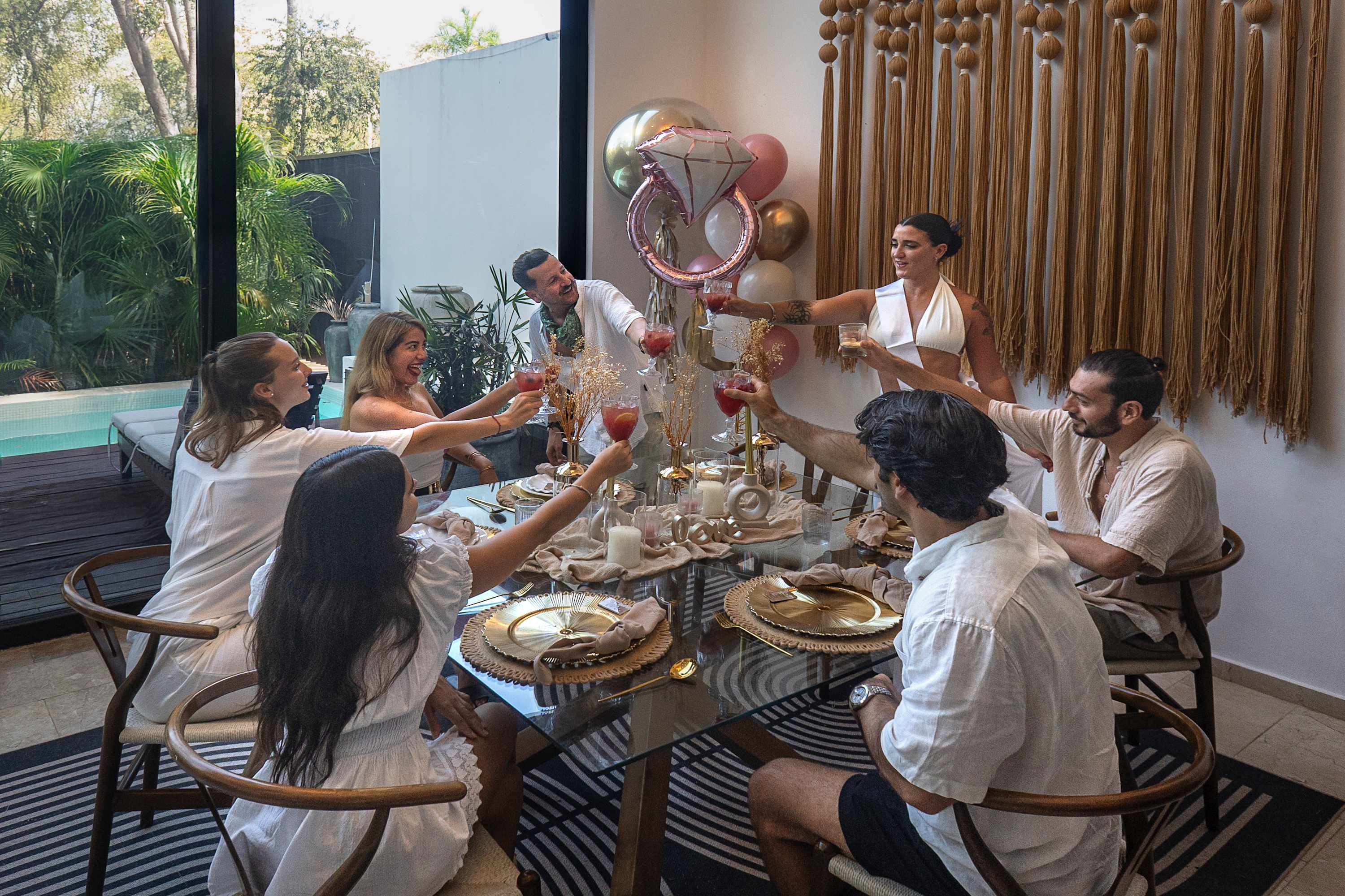 Indulge in a romantic culinary experience with your very own private chef, creating unforgettable moments in the comfort of your home ✨🍷