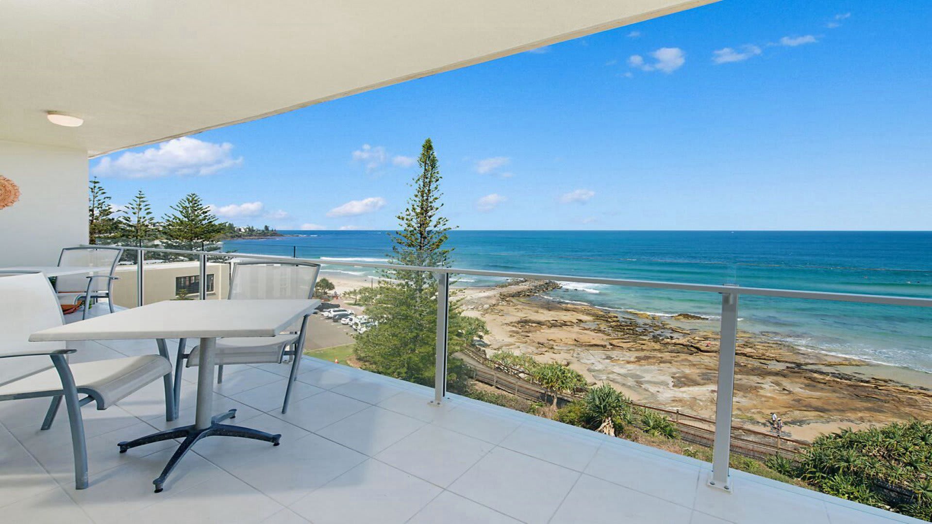 Edgecliffe 9 Waterfront Kings Beach Views