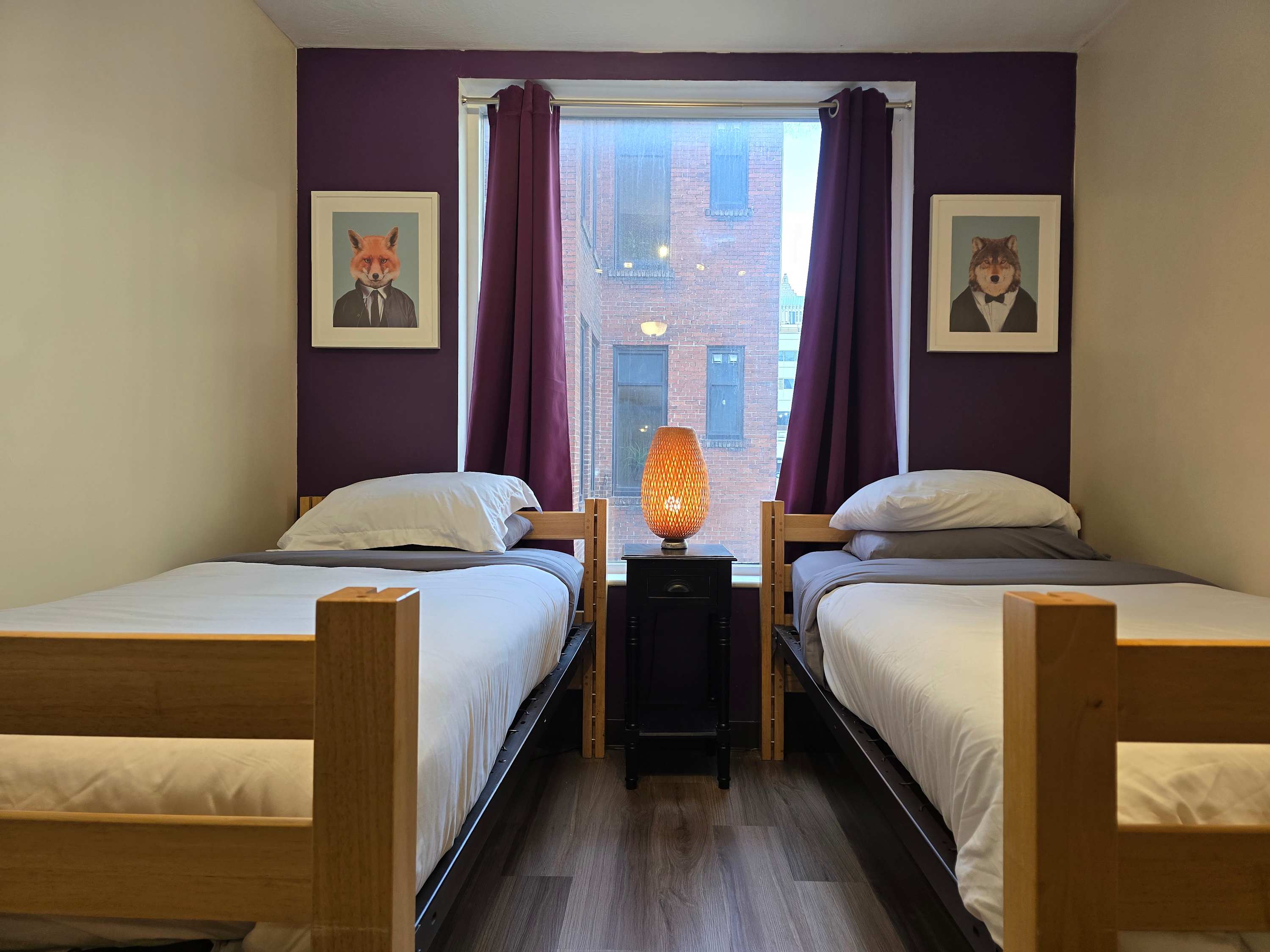 Downtown Pittsburgh Apt | 60” TV + Walk to PPG & Convention Center
