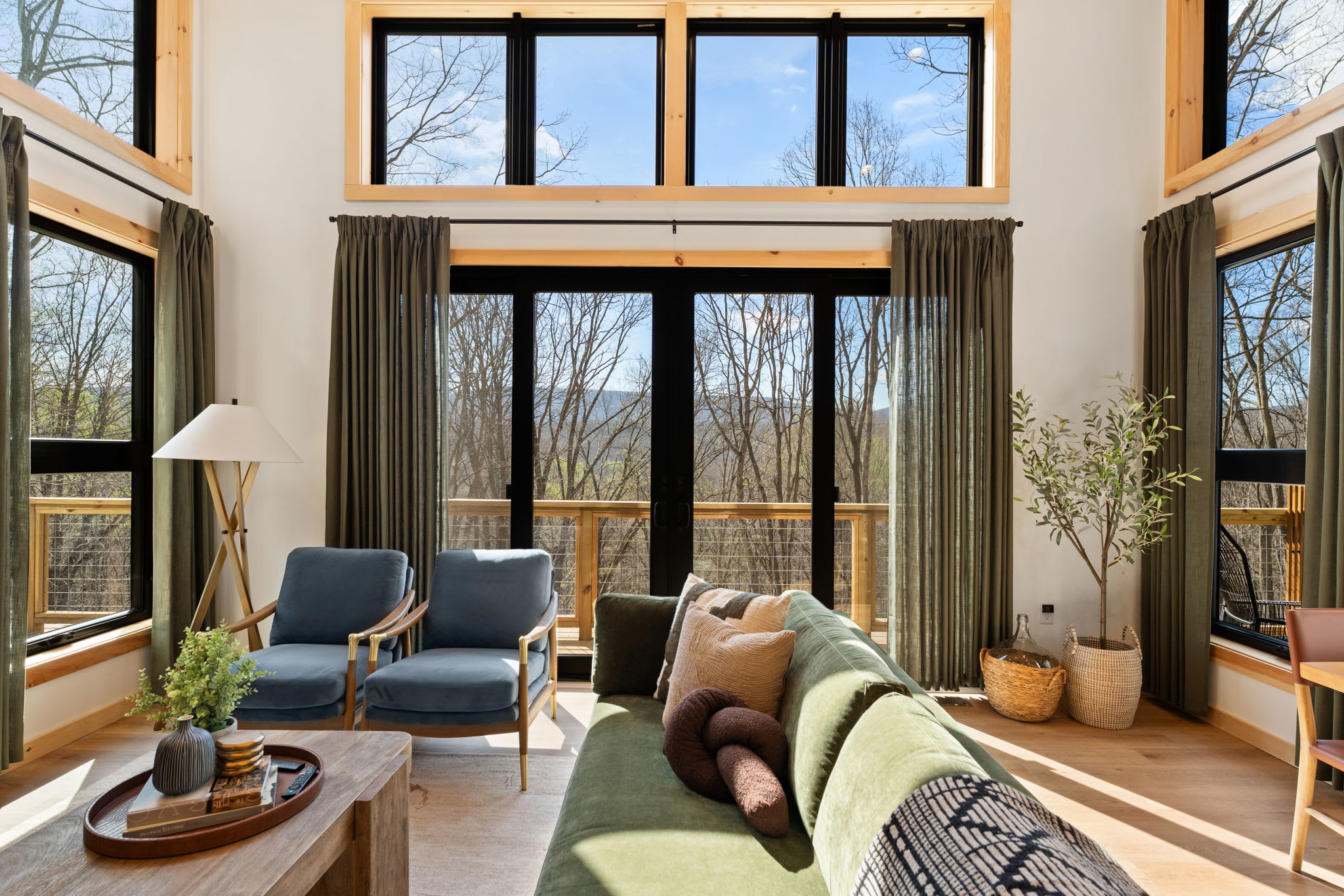 Modern Ridge Retreat