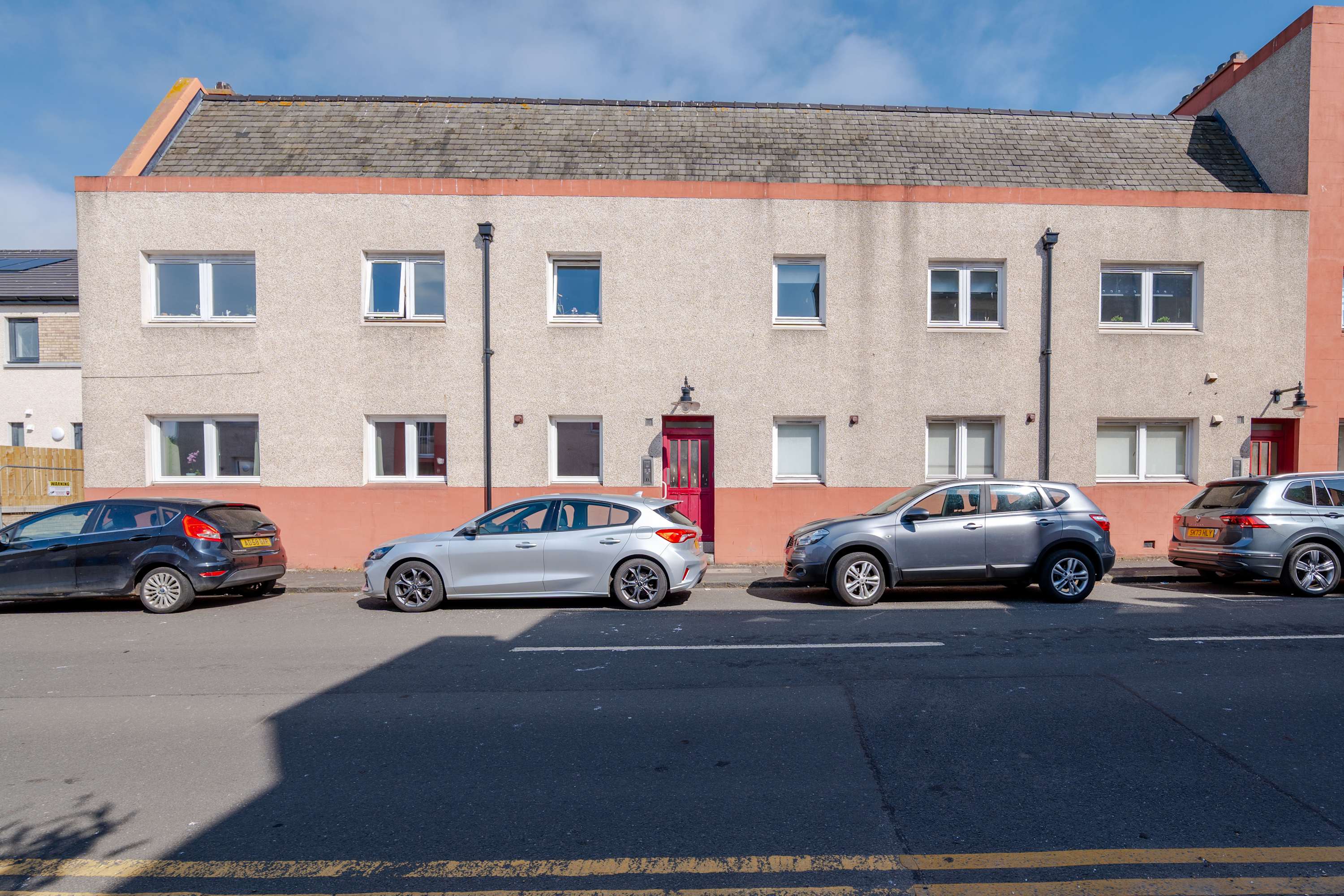 3BR Free Parking Near Hopetoun & Edinburgh Airport in Commissioner Street EH51 9AF - Property image 14 - VivreStays
