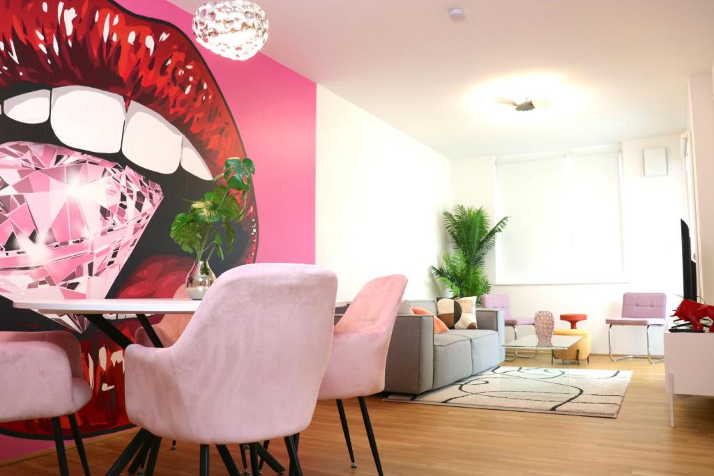 1 Zimmer Apartment mit Blick auf die Stadt
