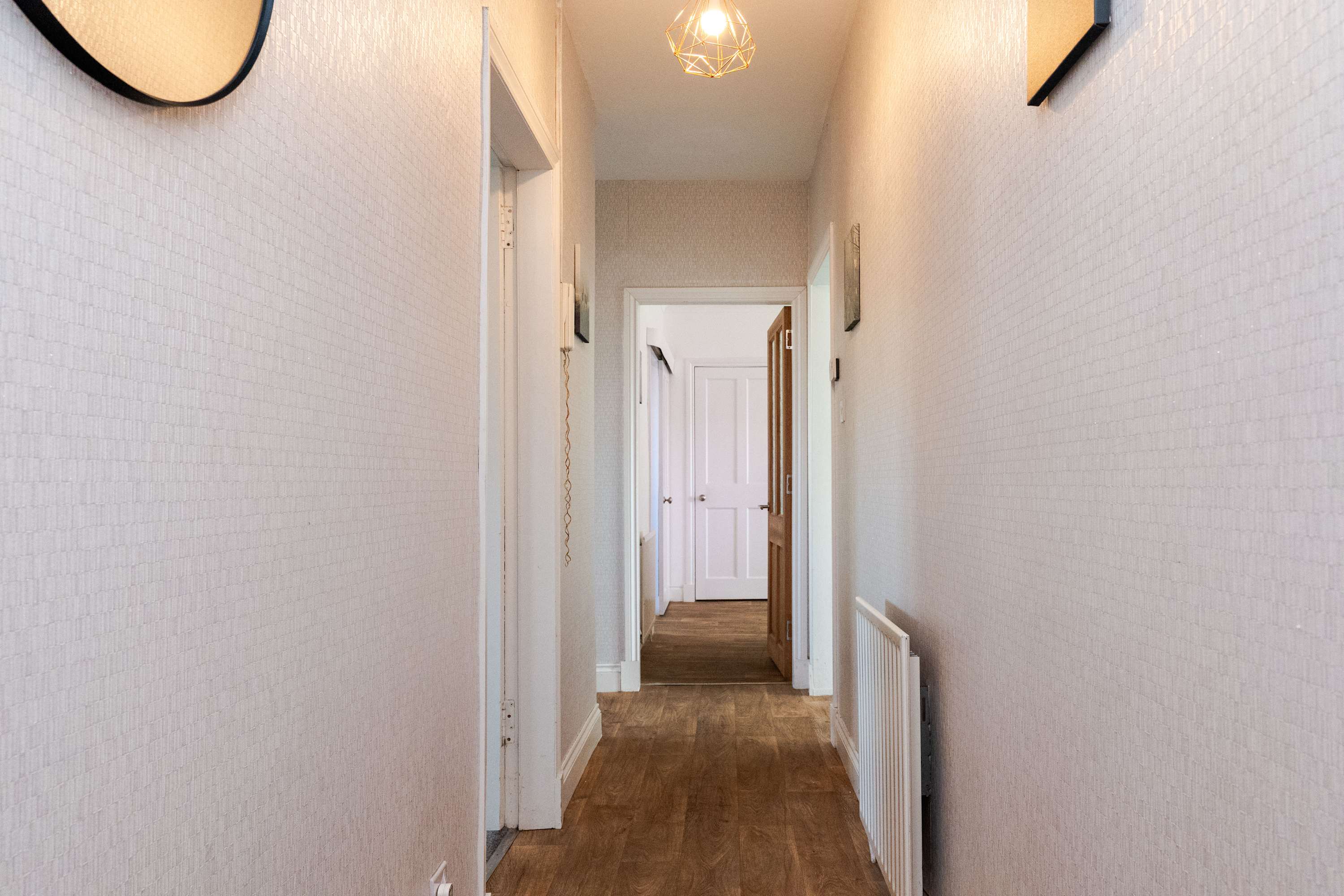 3BR Free Parking Near Hopetoun & Edinburgh Airport in Commissioner Street EH51 9AF - Property image 18 - VivreStays
