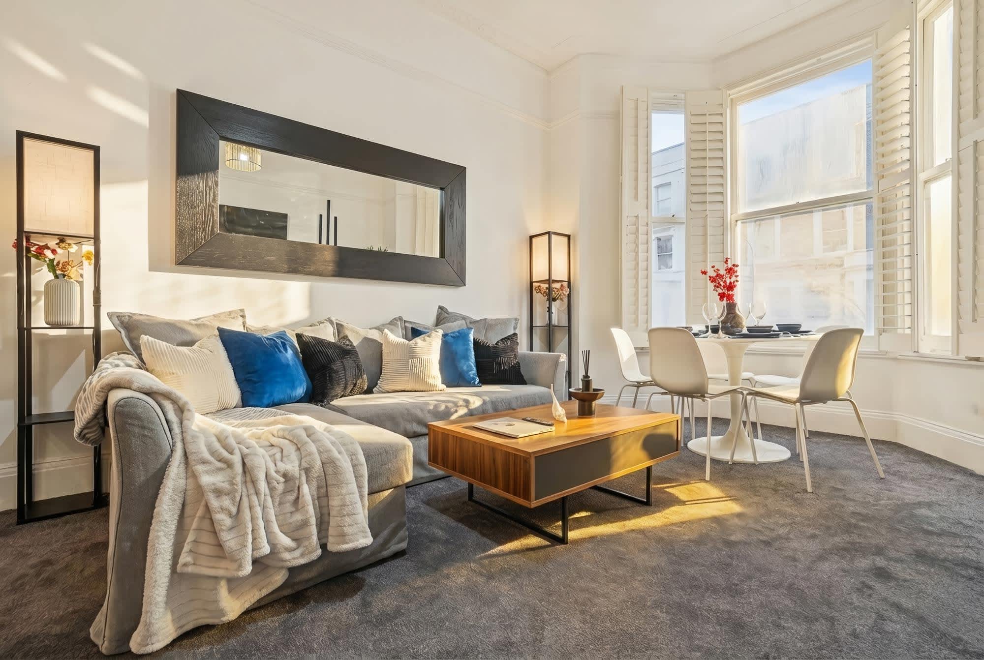 2 Bedroom in Earls Court Station in Ongar Road SW6 1SJ - Property image 3 - VivreStays