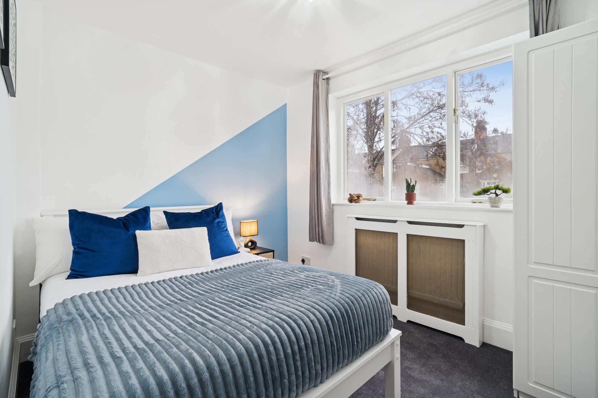 2 Bedroom in Earls Court Station in Ongar Road SW6 1SJ - Property image 6 - VivreStays