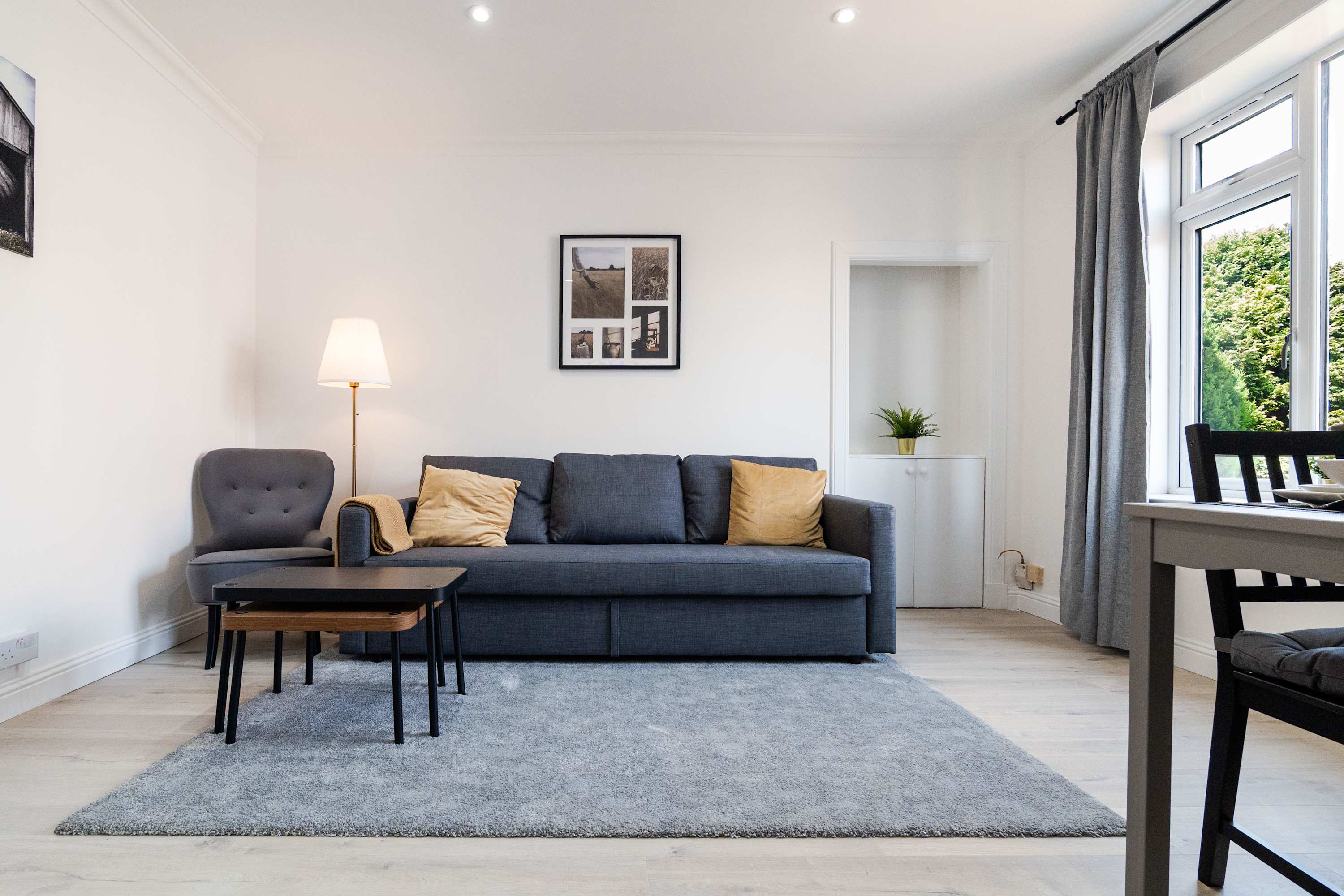 Spacious 2BR- Parking- Nr Fife Coast & Leven Beach in Chemiss Road 0 - Property image 13 - VivreStays